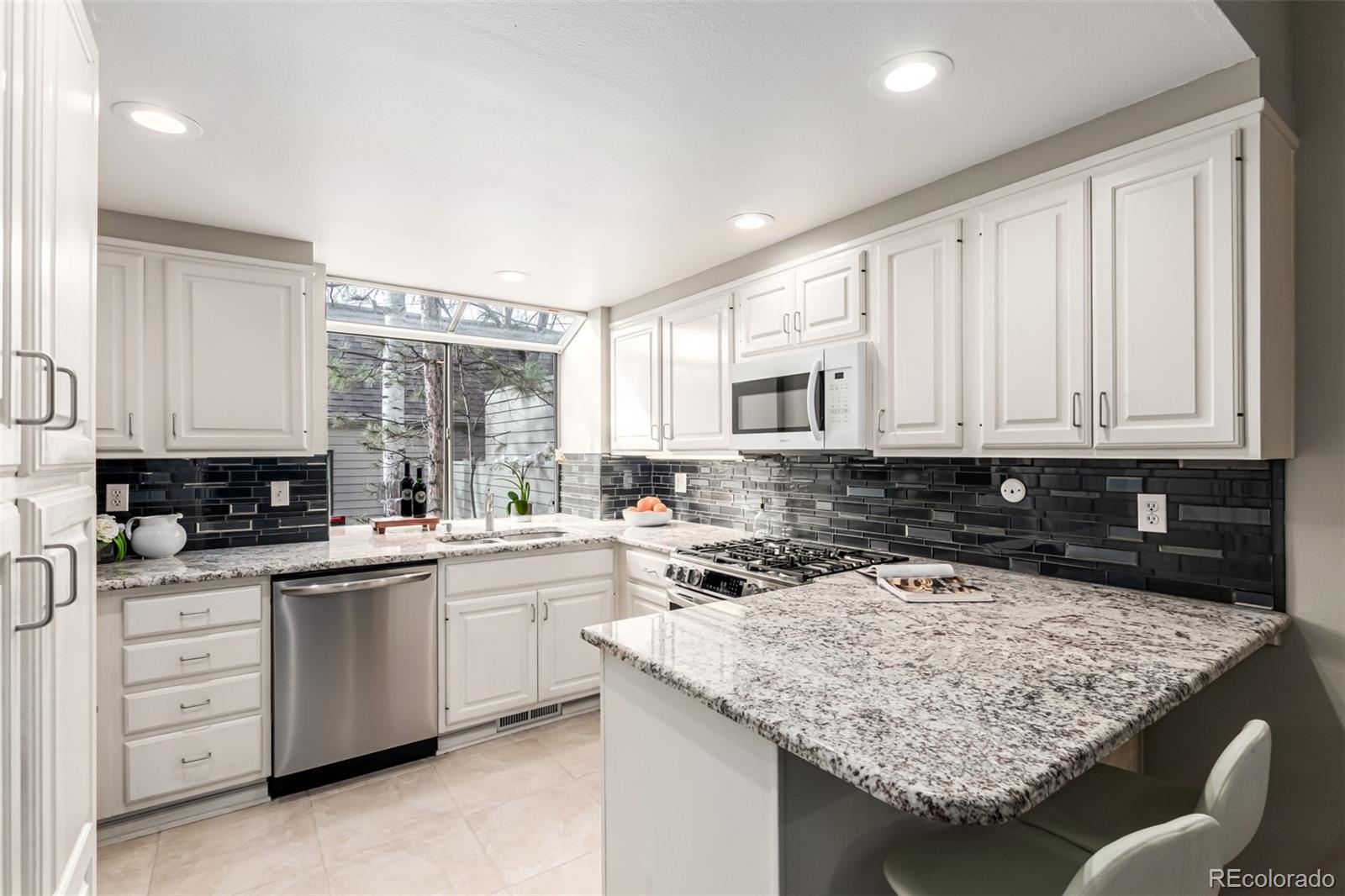 MLS Image #17 for 345  harrison street ,denver, Colorado