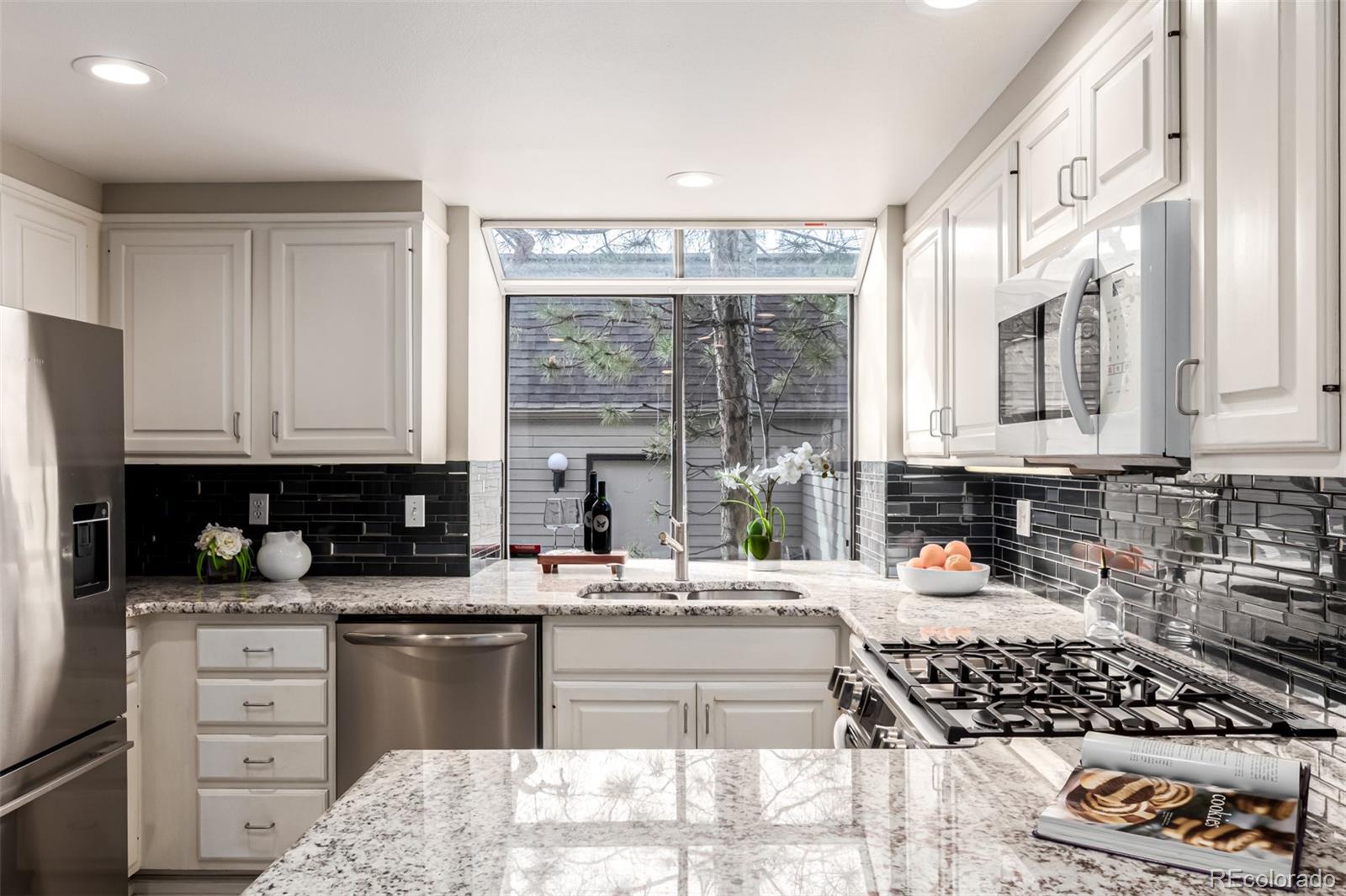 MLS Image #18 for 345  harrison street ,denver, Colorado