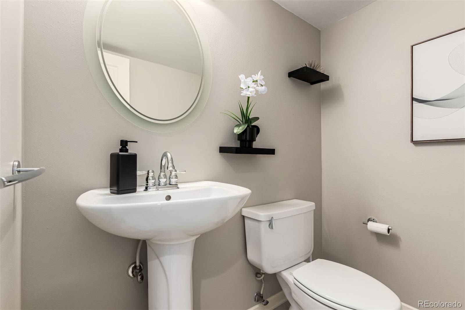 MLS Image #21 for 345  harrison street ,denver, Colorado