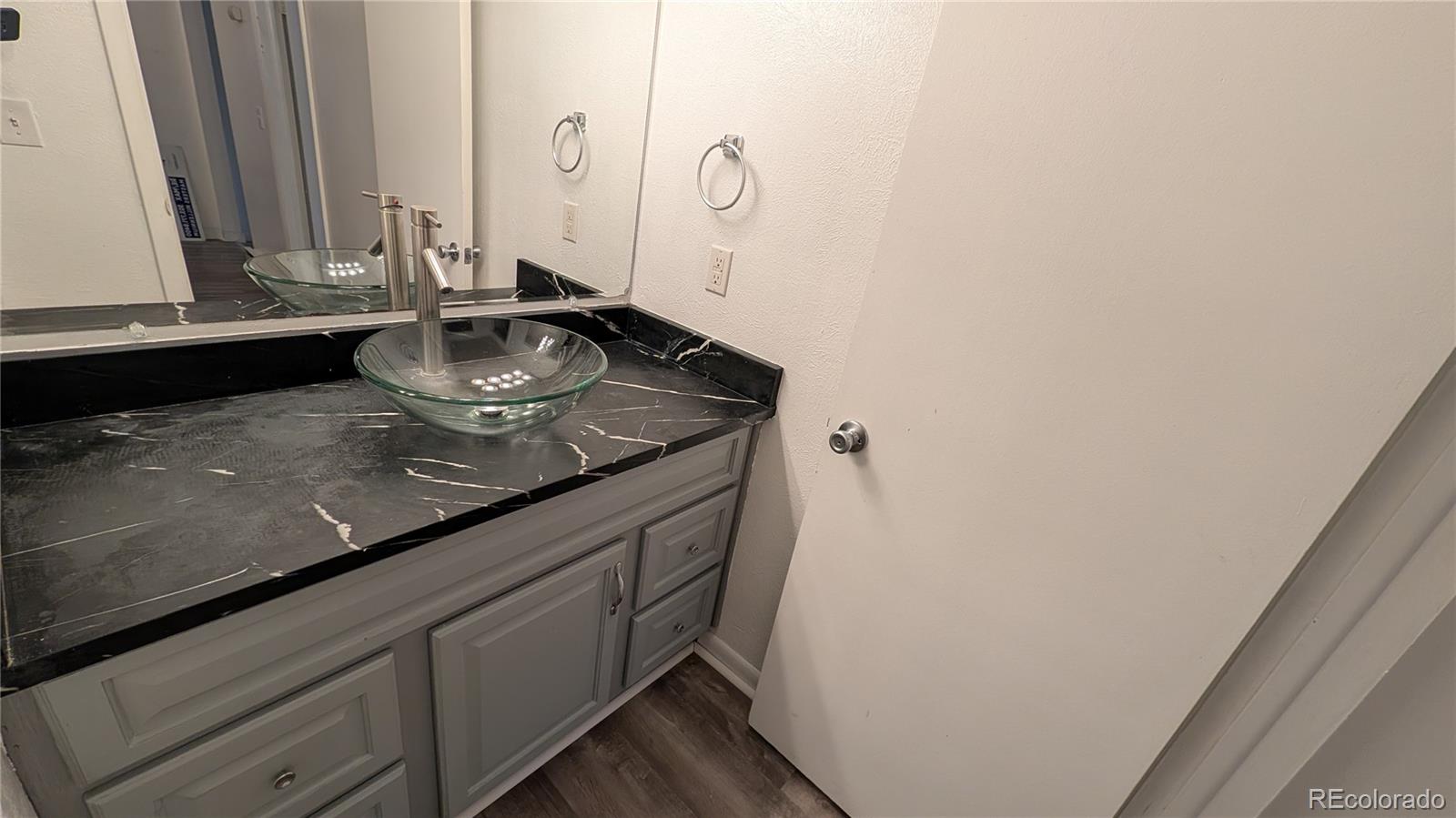 MLS Image #3 for 4062 s atchison way 101,aurora, Colorado