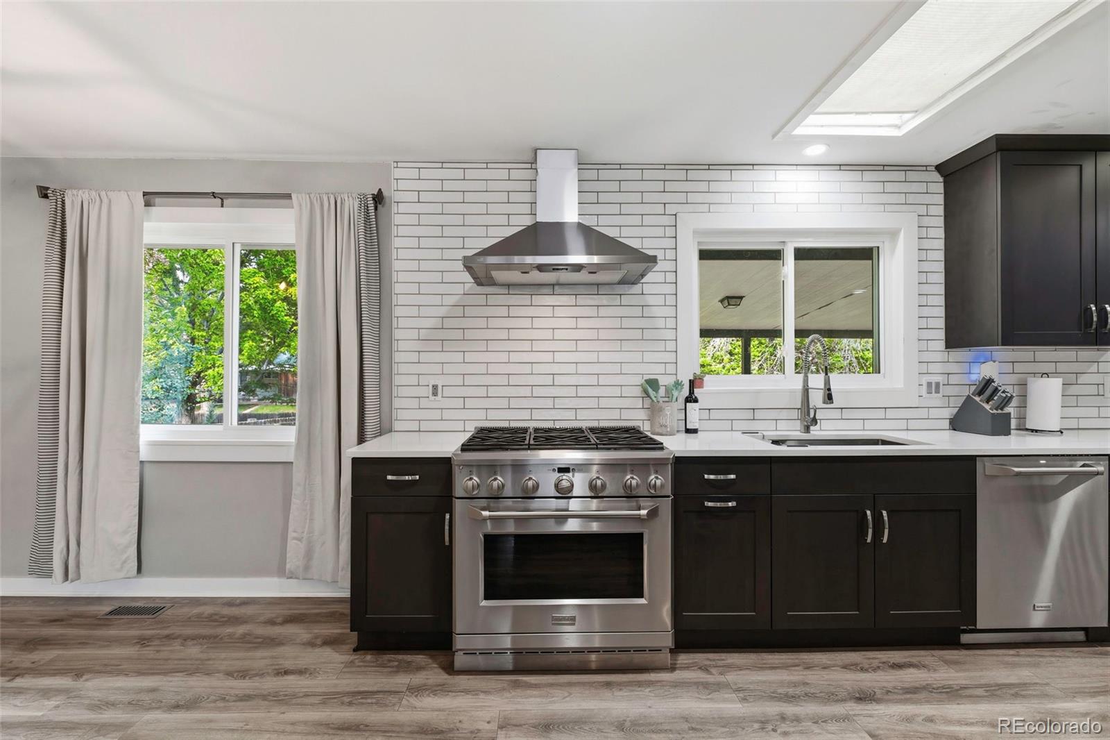 MLS Image #11 for 550 s estes street,lakewood, Colorado