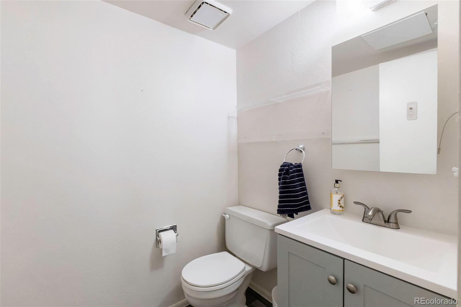 MLS Image #29 for 550 s estes street,lakewood, Colorado