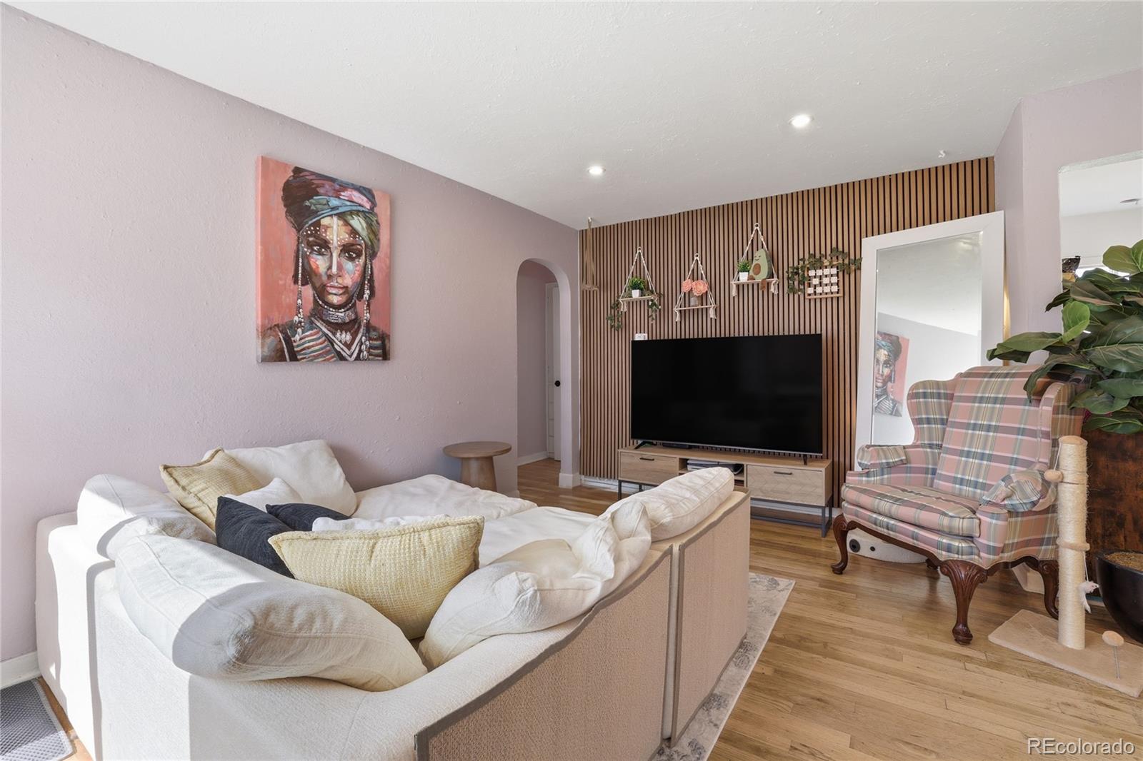 MLS Image #3 for 4790  saint paul street,denver, Colorado
