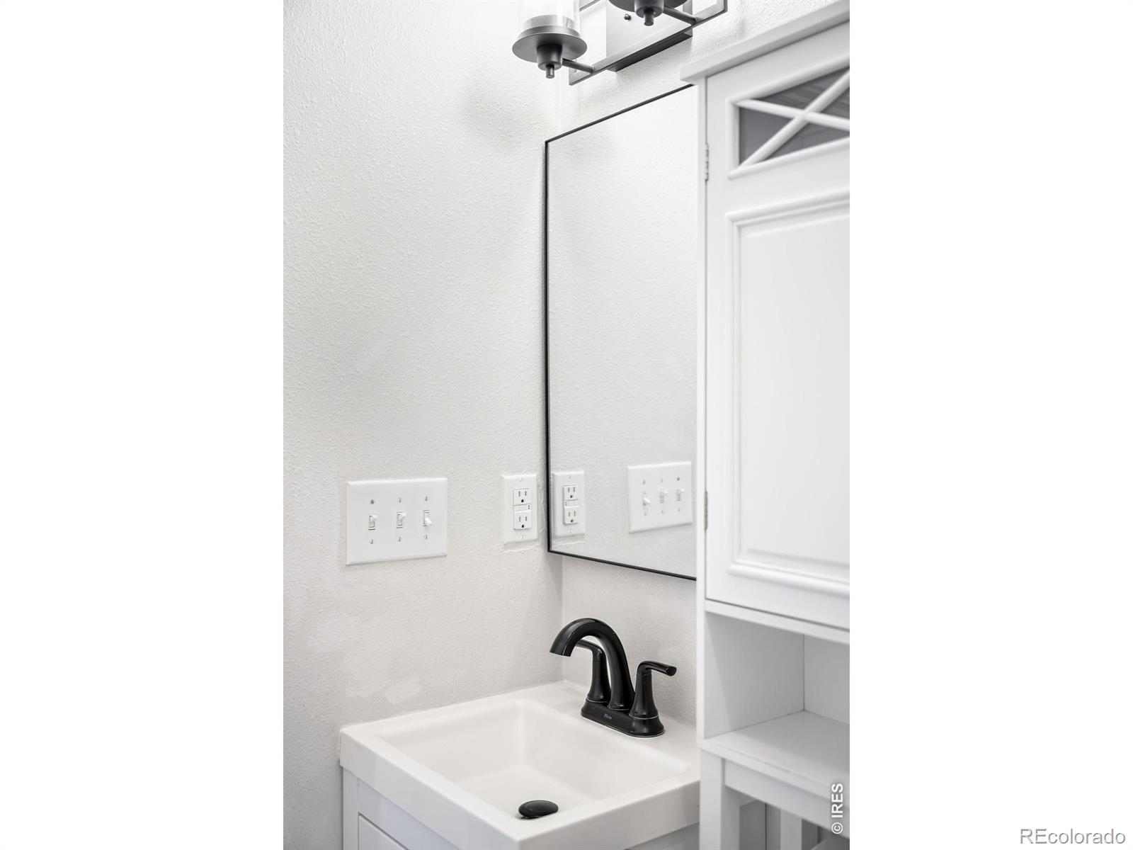 MLS Image #13 for 1731 e martin luther king jr boulevard,denver, Colorado
