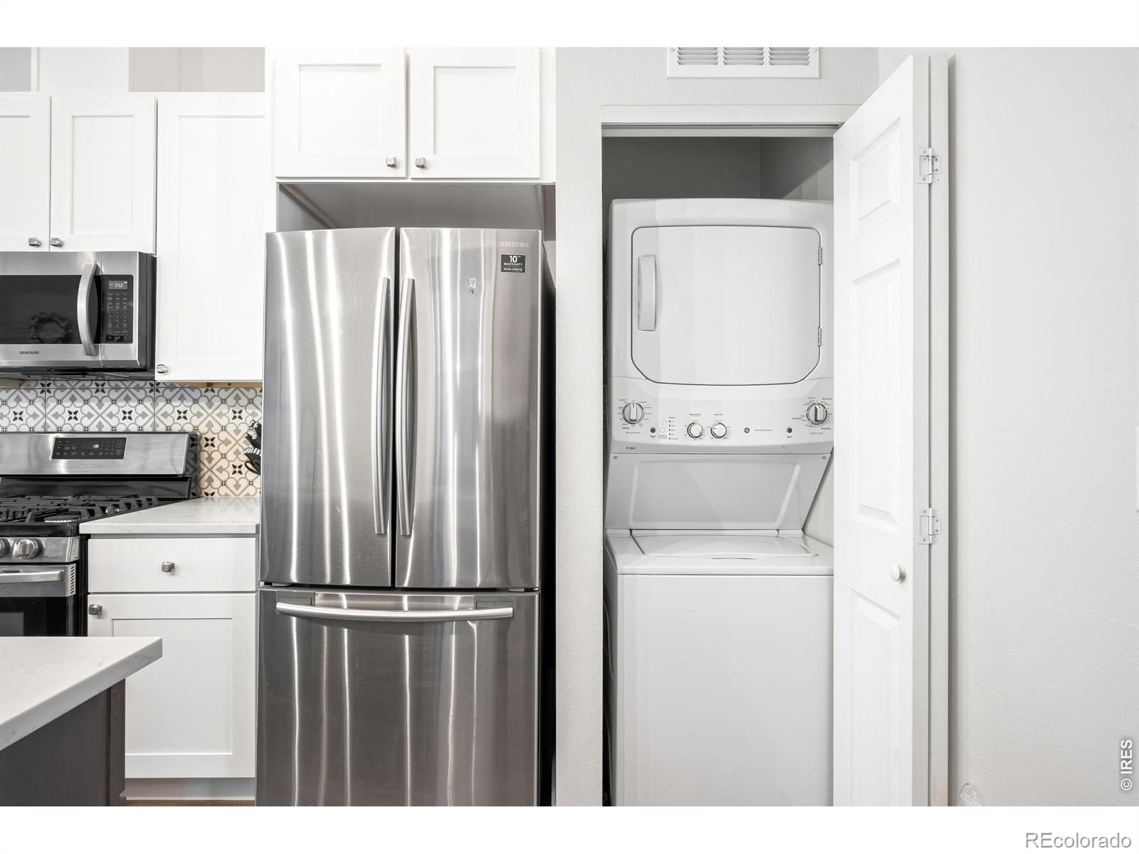 MLS Image #14 for 1731 e martin luther king jr boulevard,denver, Colorado