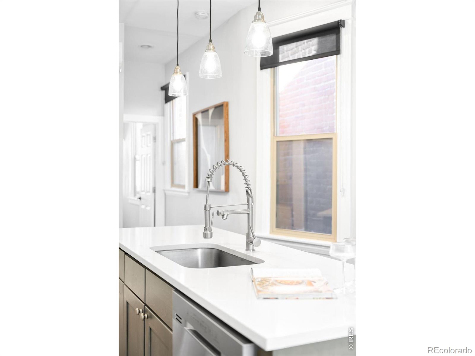 MLS Image #5 for 1731 e martin luther king jr boulevard,denver, Colorado