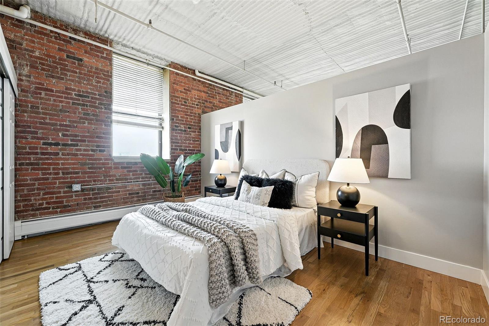 MLS Image #17 for 2261  blake street,denver, Colorado