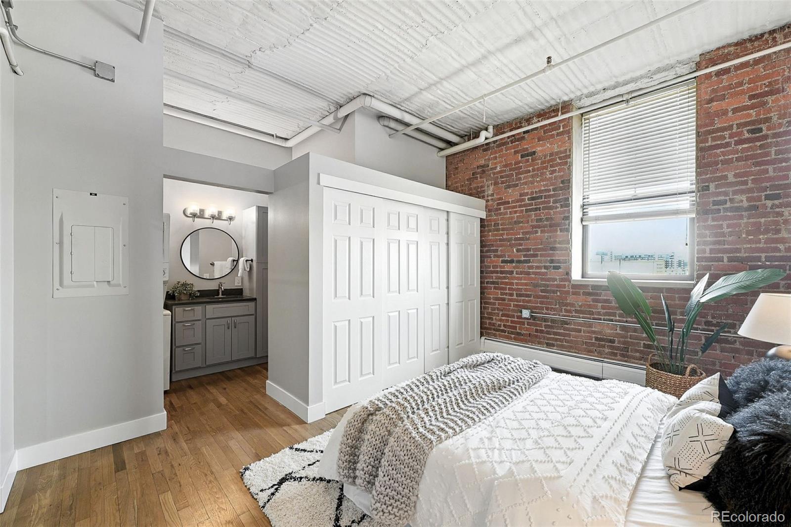 MLS Image #20 for 2261  blake street,denver, Colorado