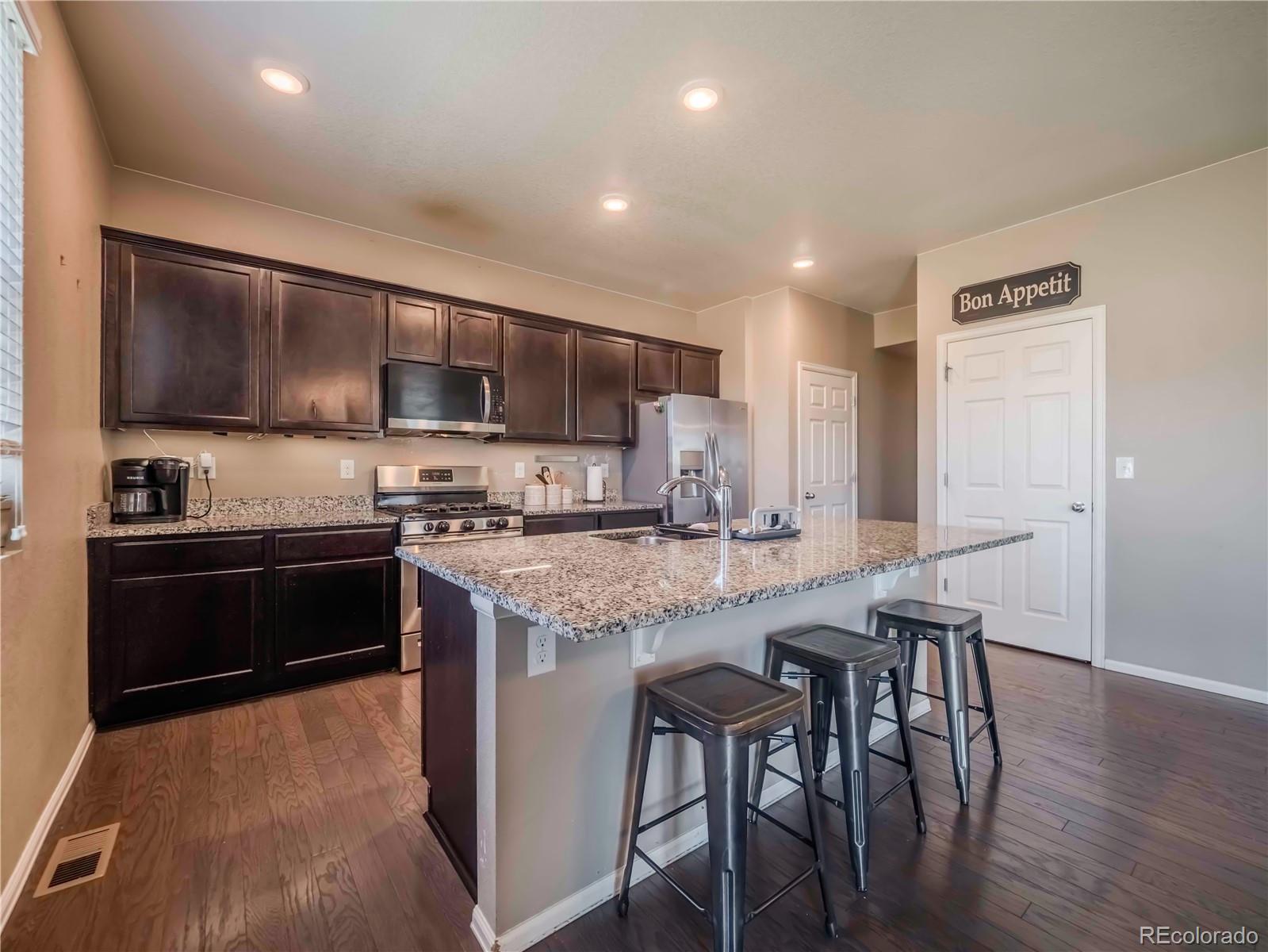 MLS Image #17 for 914  charlton drive,windsor, Colorado