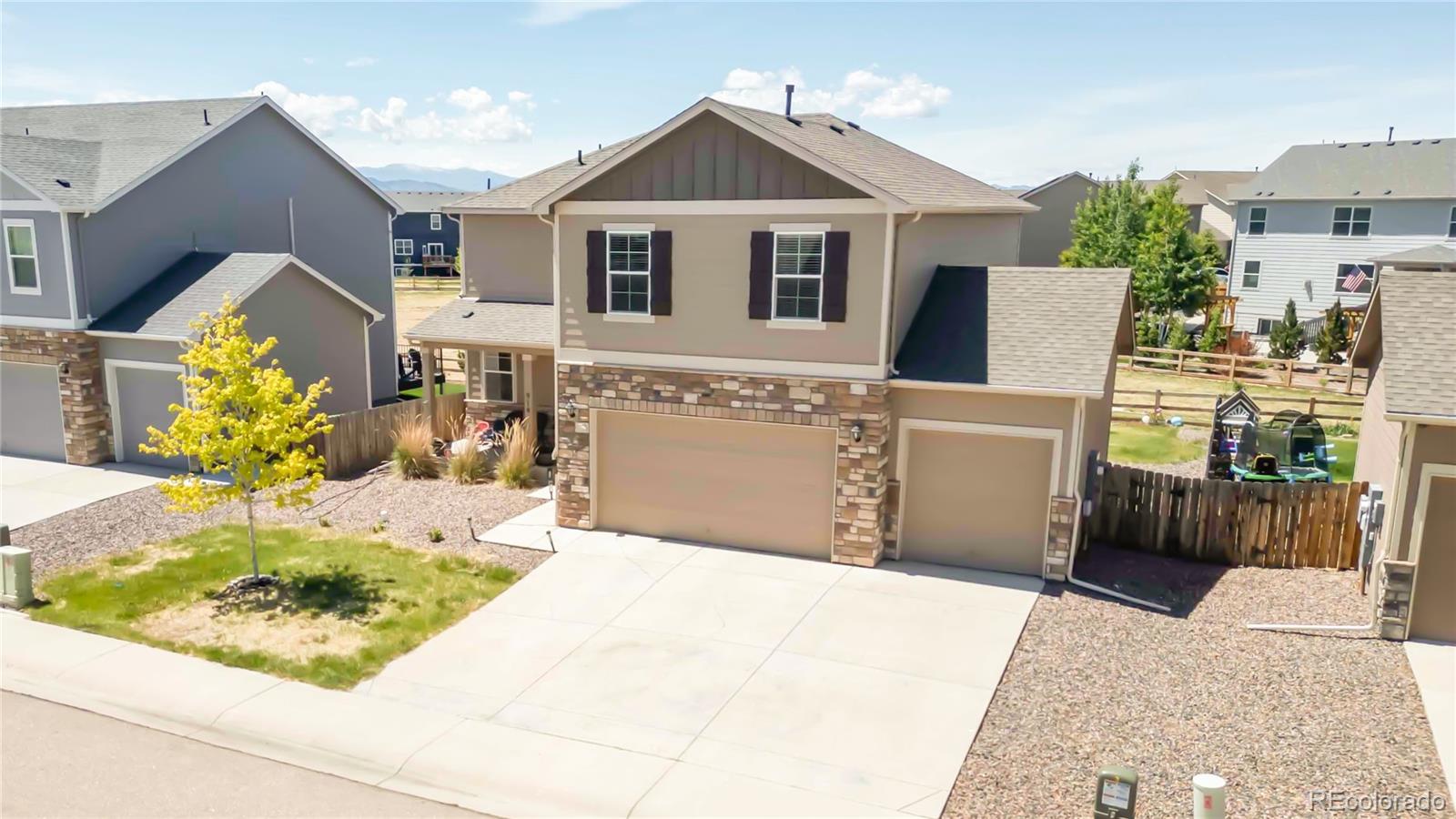 MLS Image #2 for 914  charlton drive,windsor, Colorado
