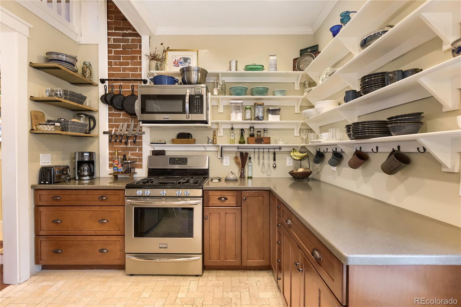MLS Image #4 for 5736 s bemis street,littleton, Colorado