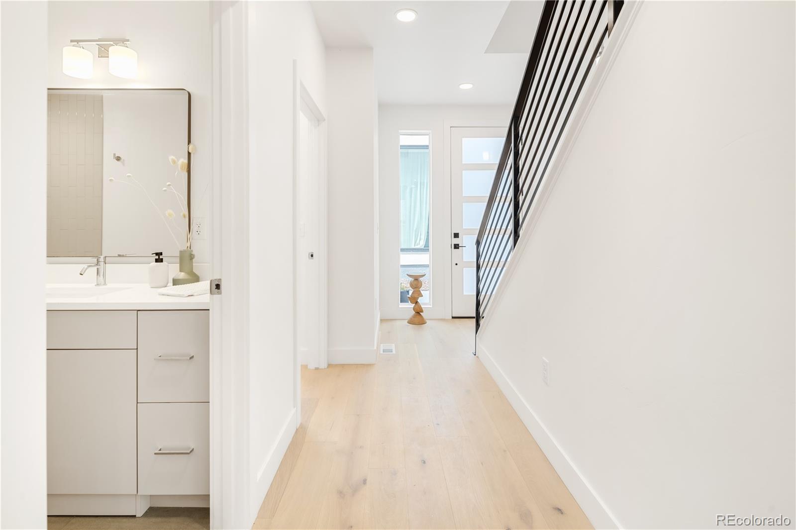 MLS Image #11 for 1223  newton street,denver, Colorado