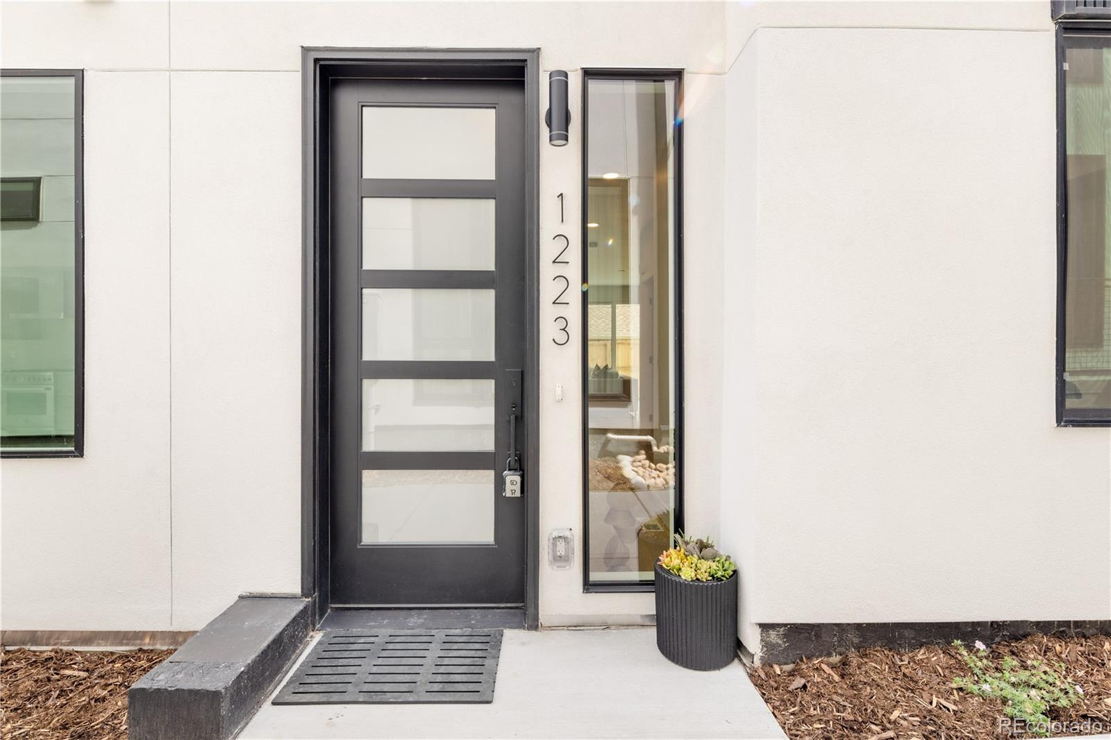 MLS Image #28 for 1223  newton street,denver, Colorado