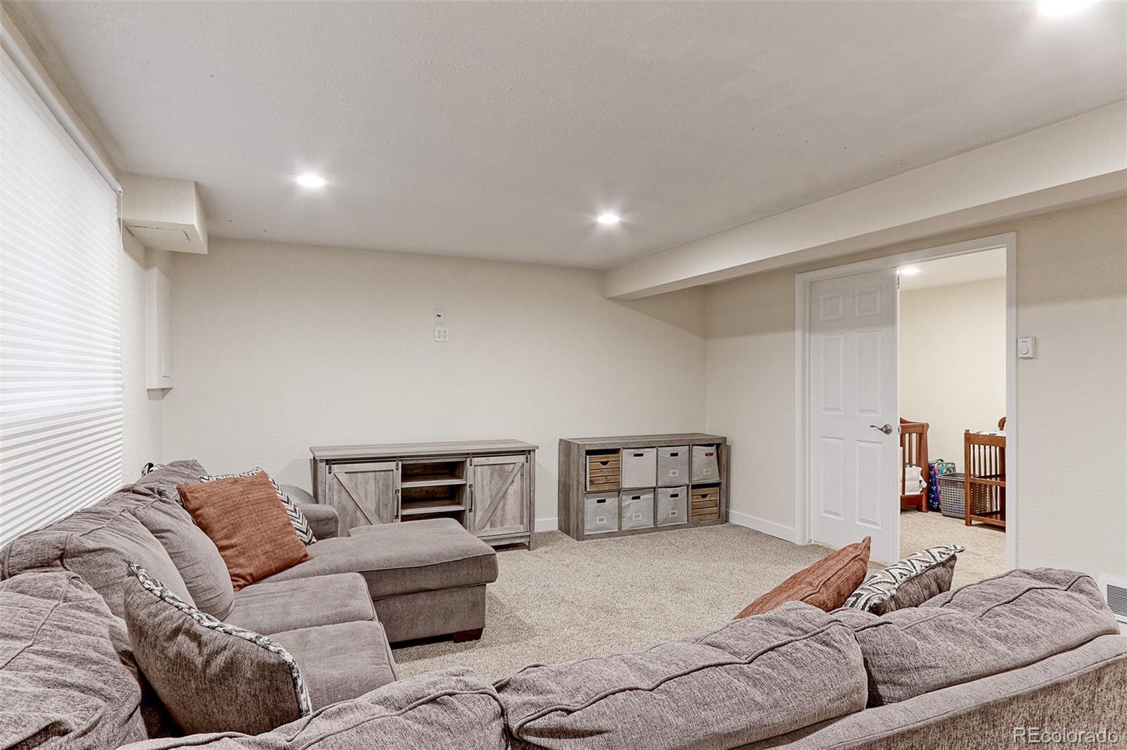 MLS Image #11 for 10939  grange creek drive,thornton, Colorado