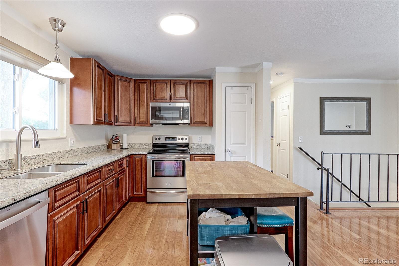 MLS Image #5 for 10939  grange creek drive,thornton, Colorado