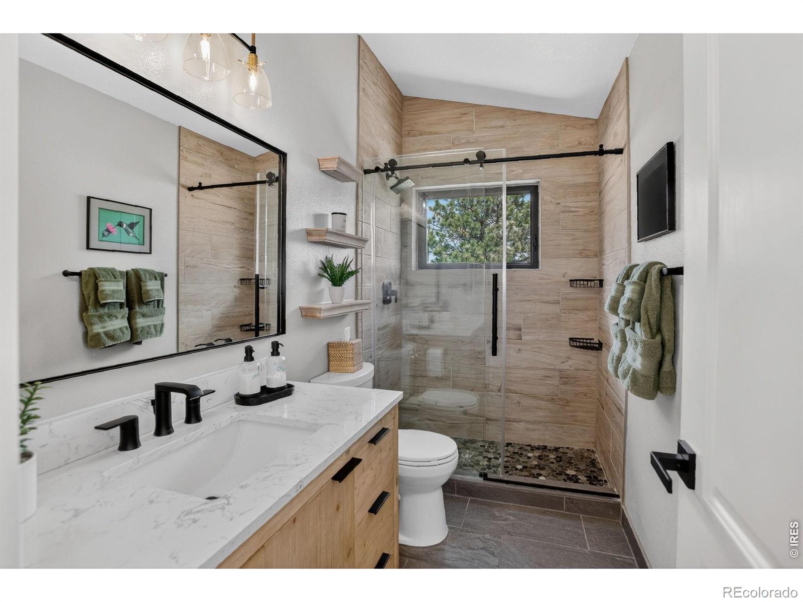 MLS Image #22 for 47  pyrite way,lyons, Colorado