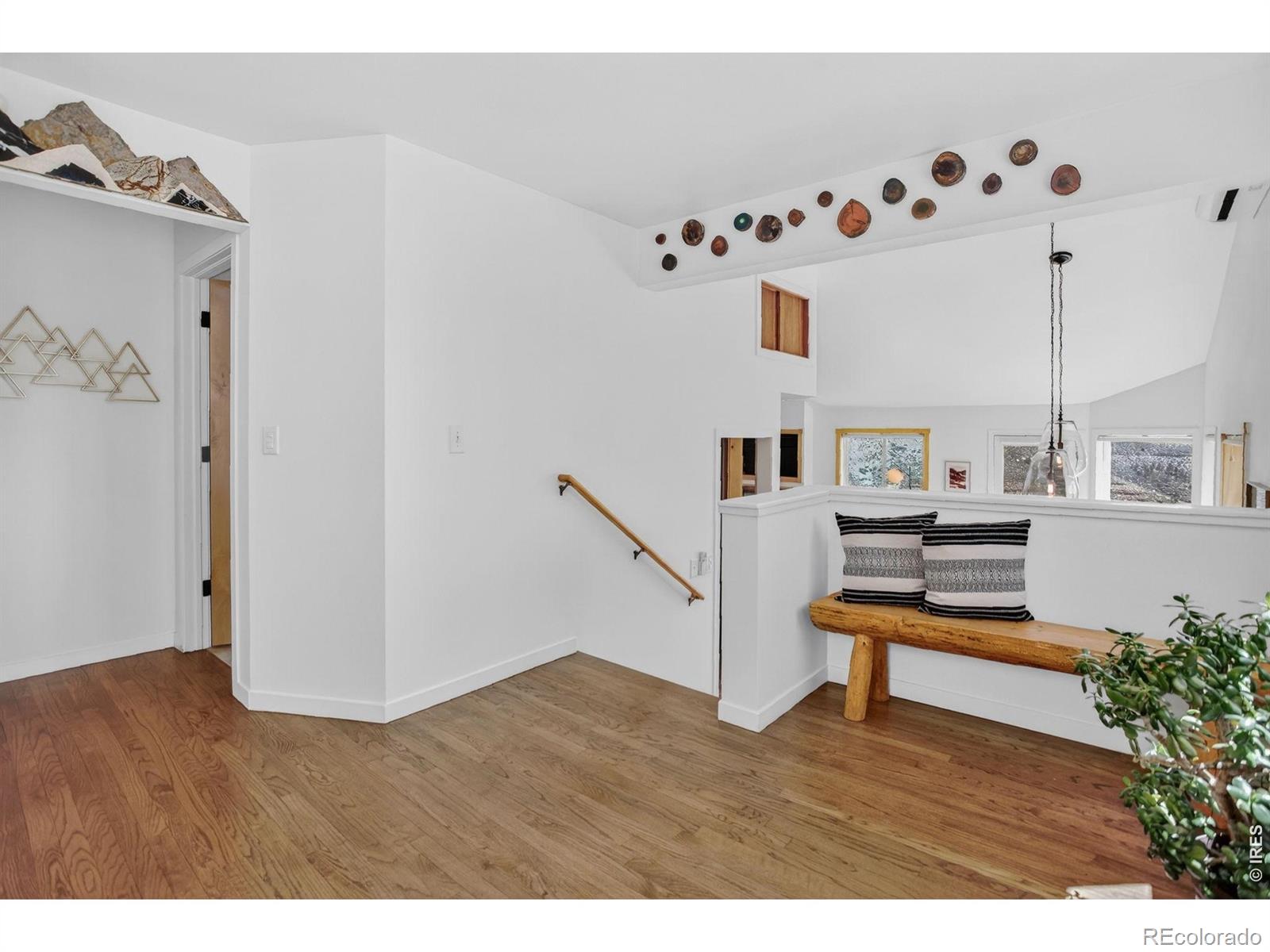 MLS Image #8 for 47  pyrite way,lyons, Colorado