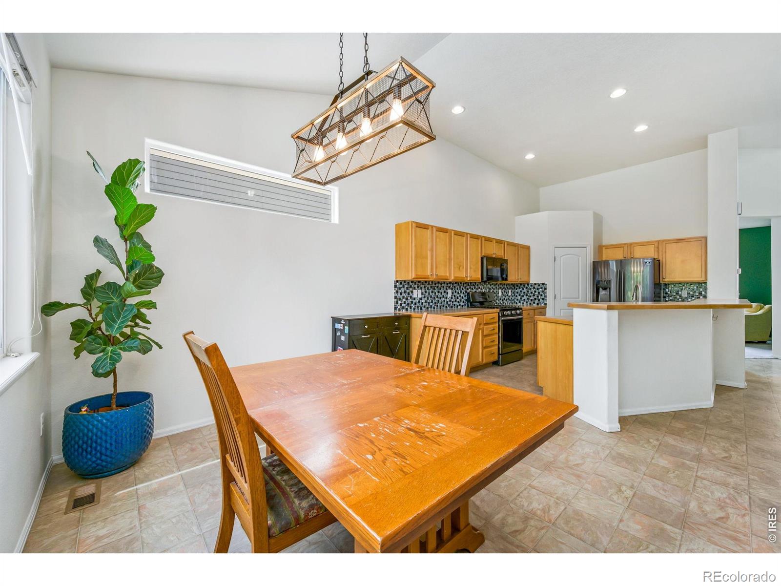 MLS Image #10 for 427  pioneer lane,johnstown, Colorado