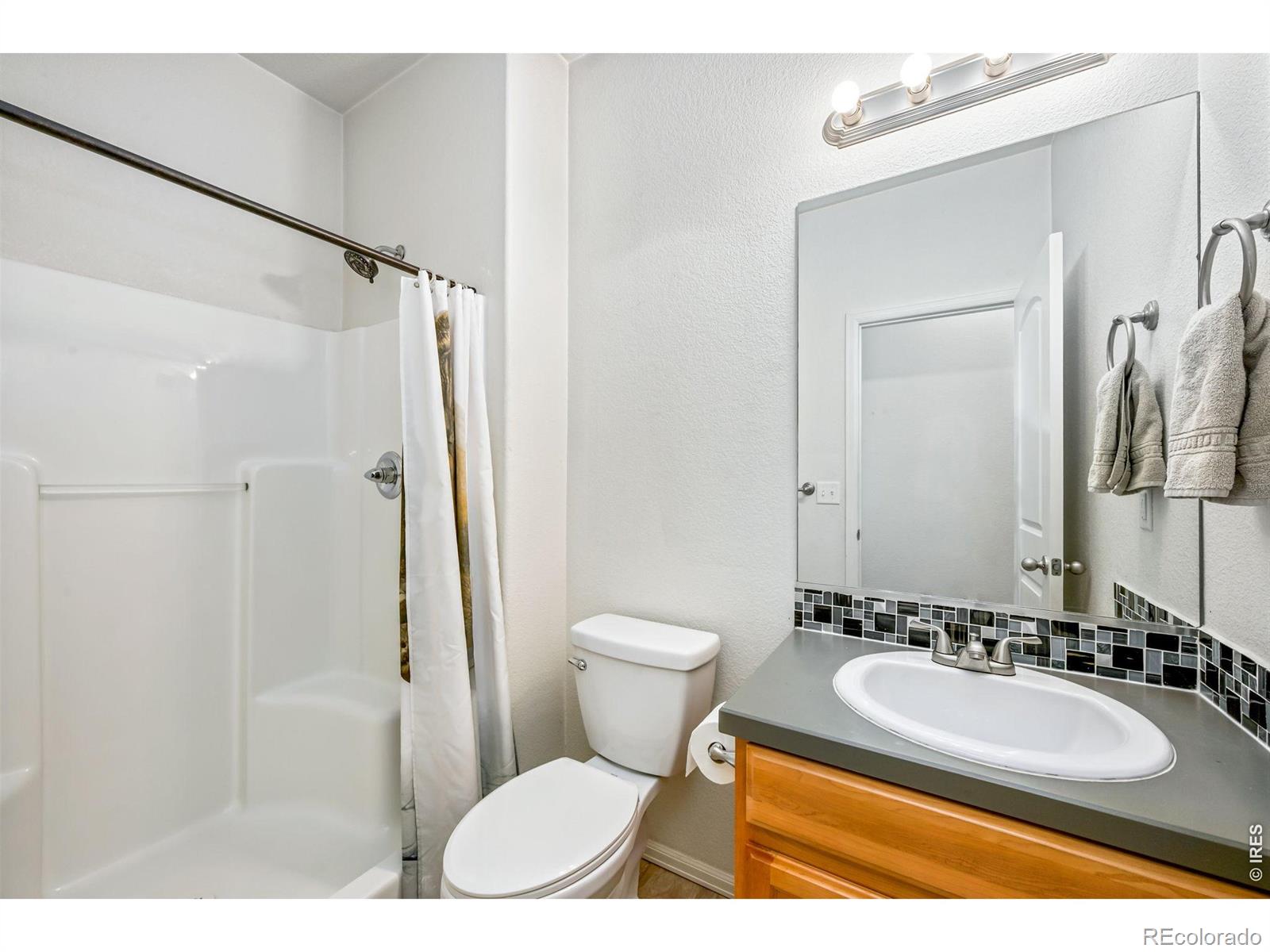 MLS Image #16 for 427  pioneer lane,johnstown, Colorado