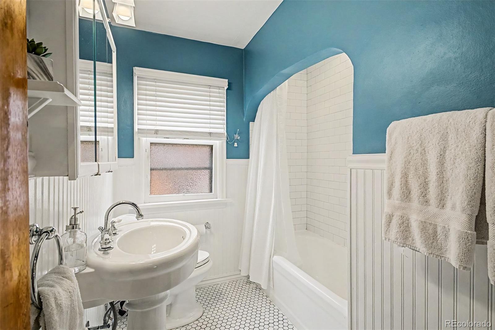 MLS Image #25 for 1630  clermont street,denver, Colorado