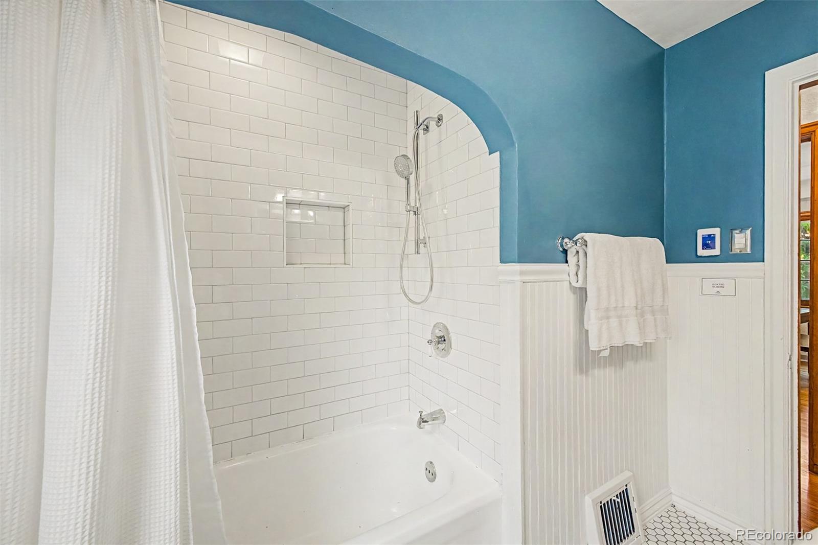 MLS Image #26 for 1630  clermont street,denver, Colorado