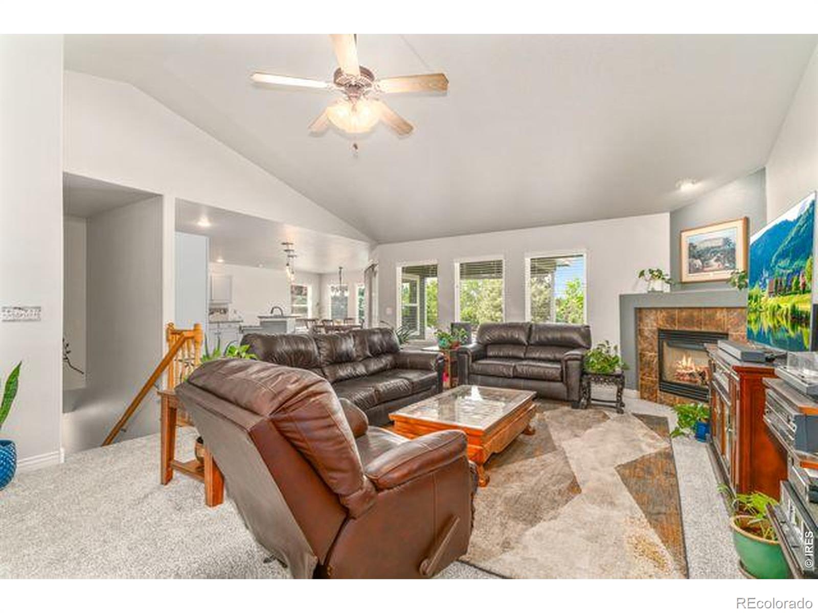 MLS Image #4 for 404  cascade court,johnstown, Colorado
