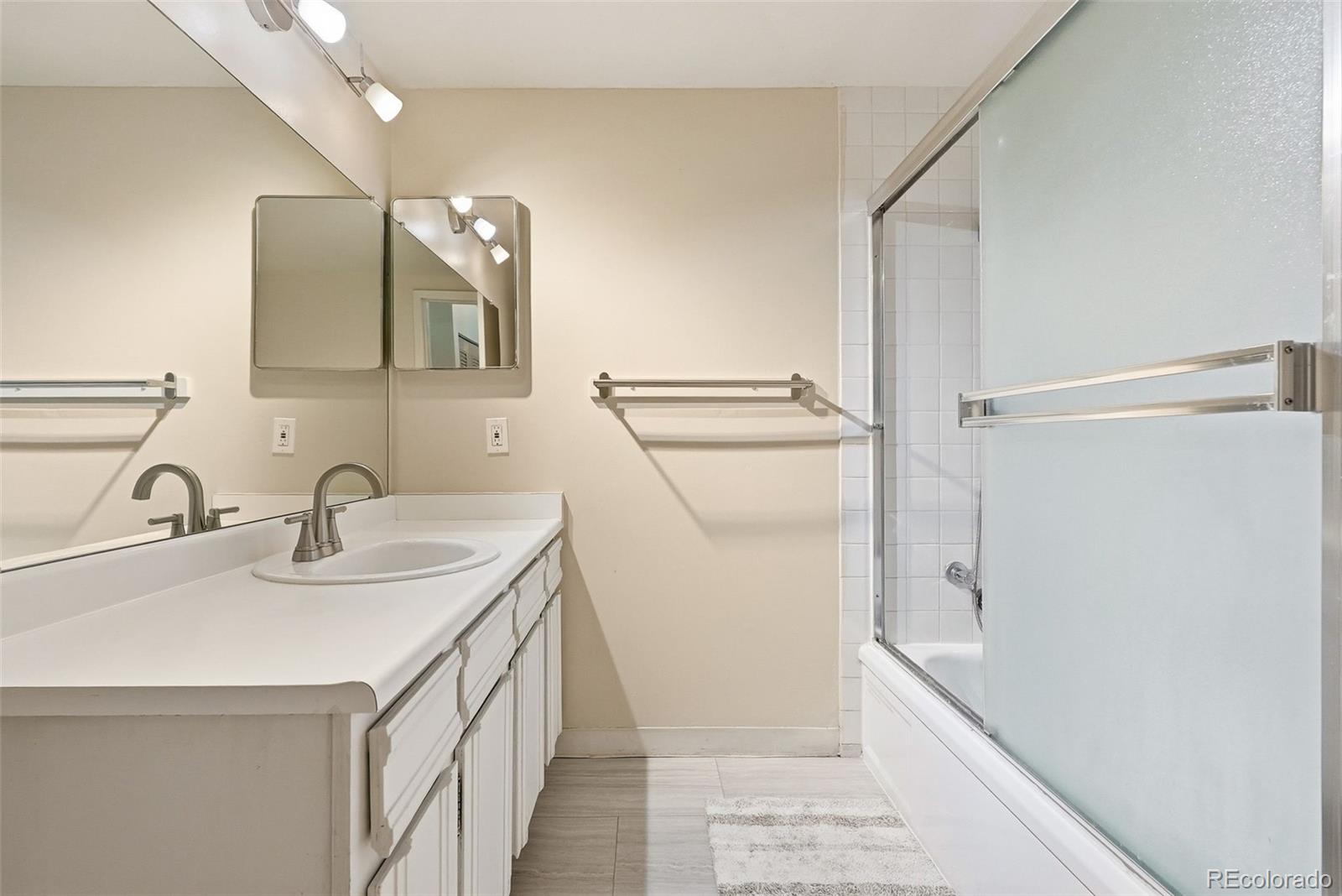 MLS Image #25 for 6495 e happy canyon road,denver, Colorado