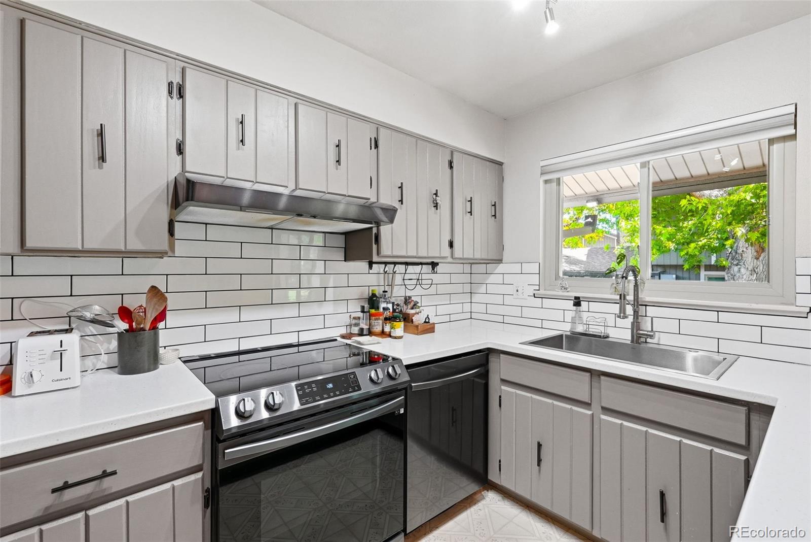 MLS Image #8 for 6495 e happy canyon road,denver, Colorado