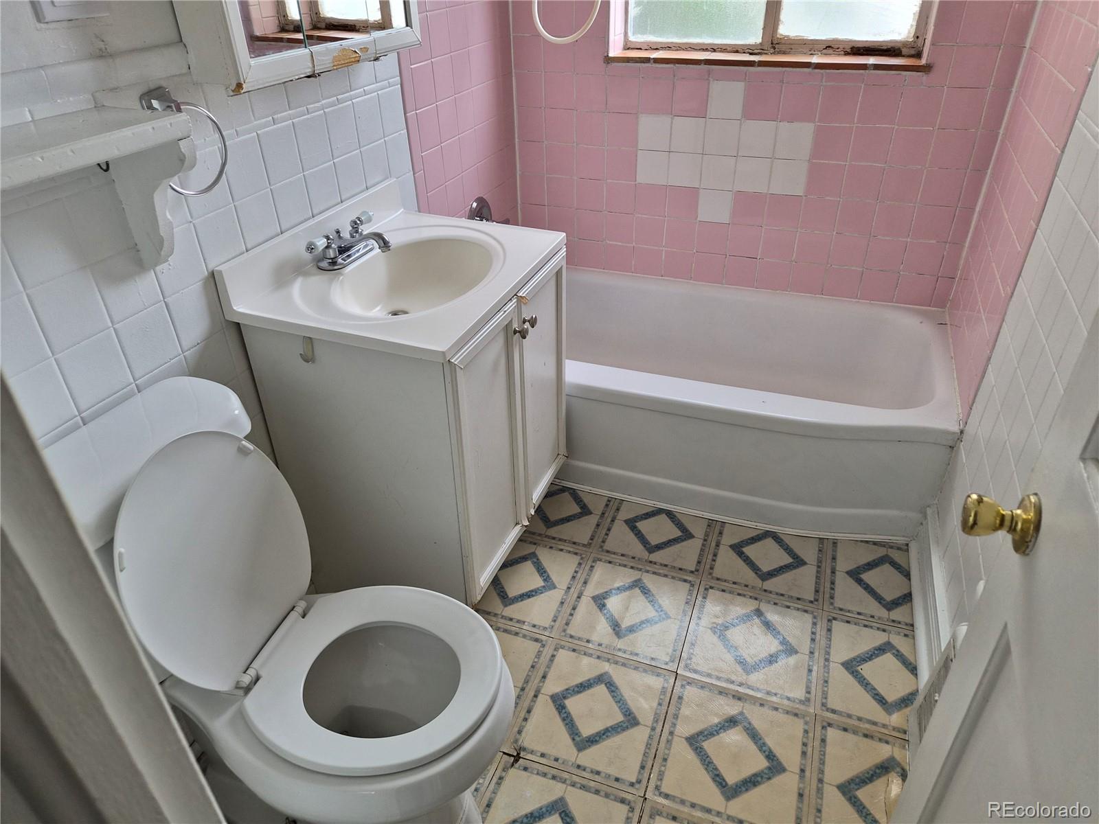 MLS Image #2 for 7601  montview ,denver, Colorado