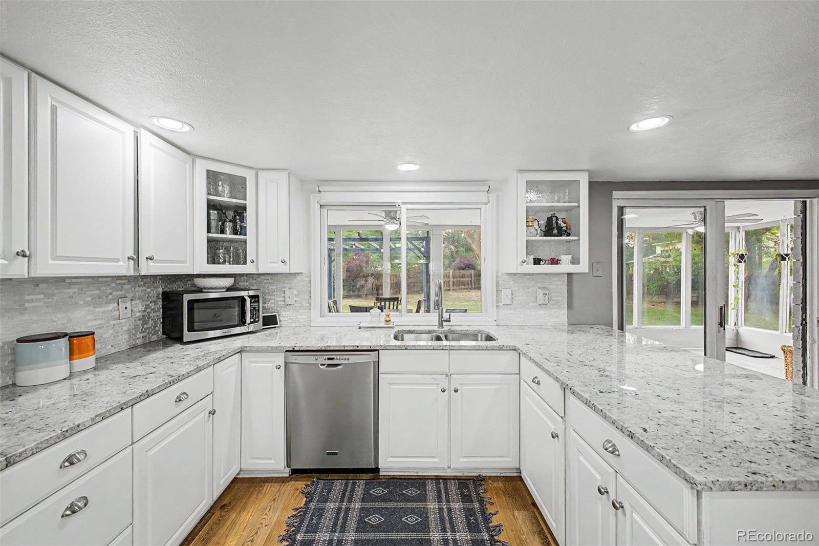 MLS Image #17 for 320  oswego court,aurora, Colorado