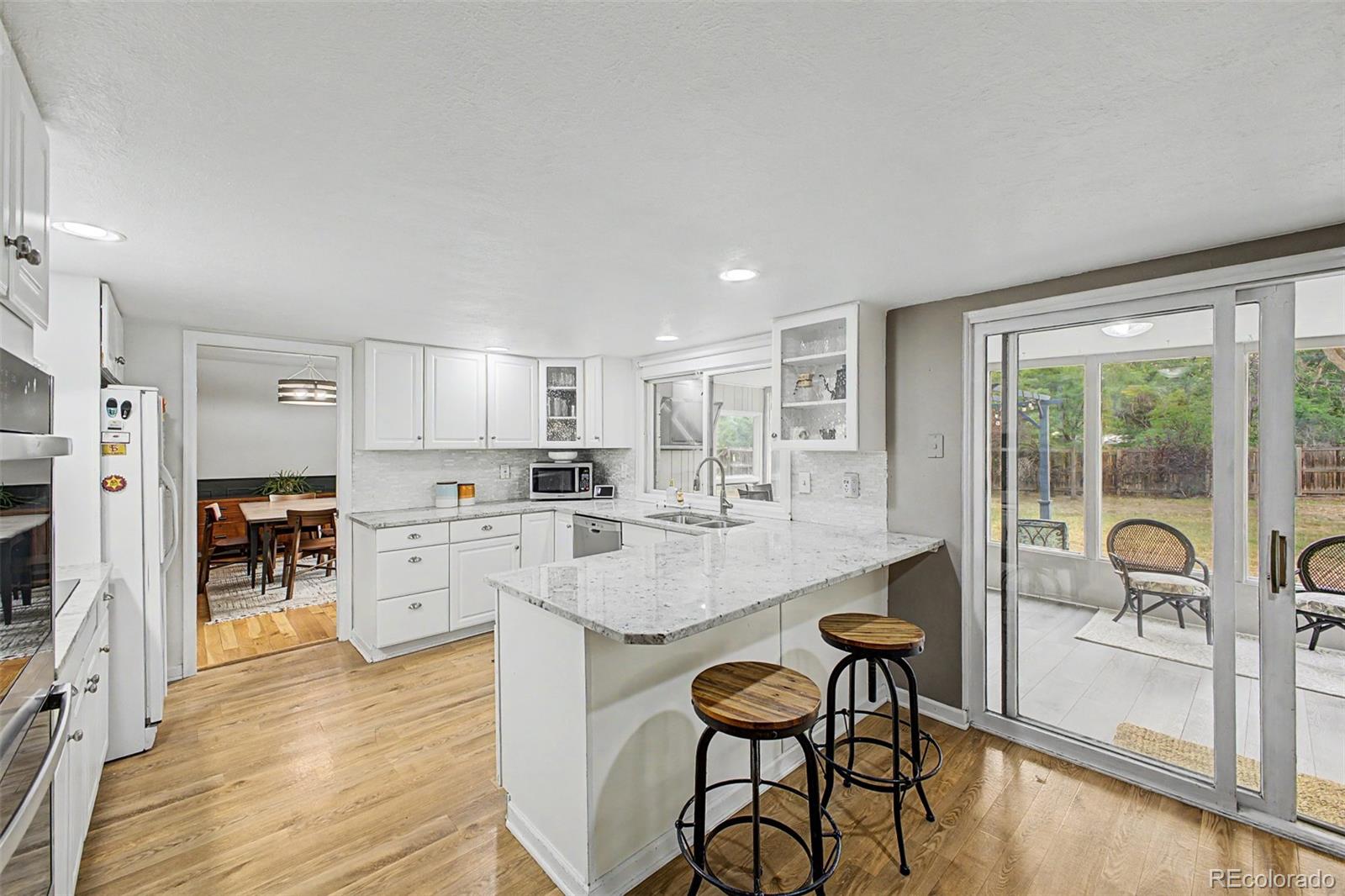 MLS Image #18 for 320  oswego court,aurora, Colorado