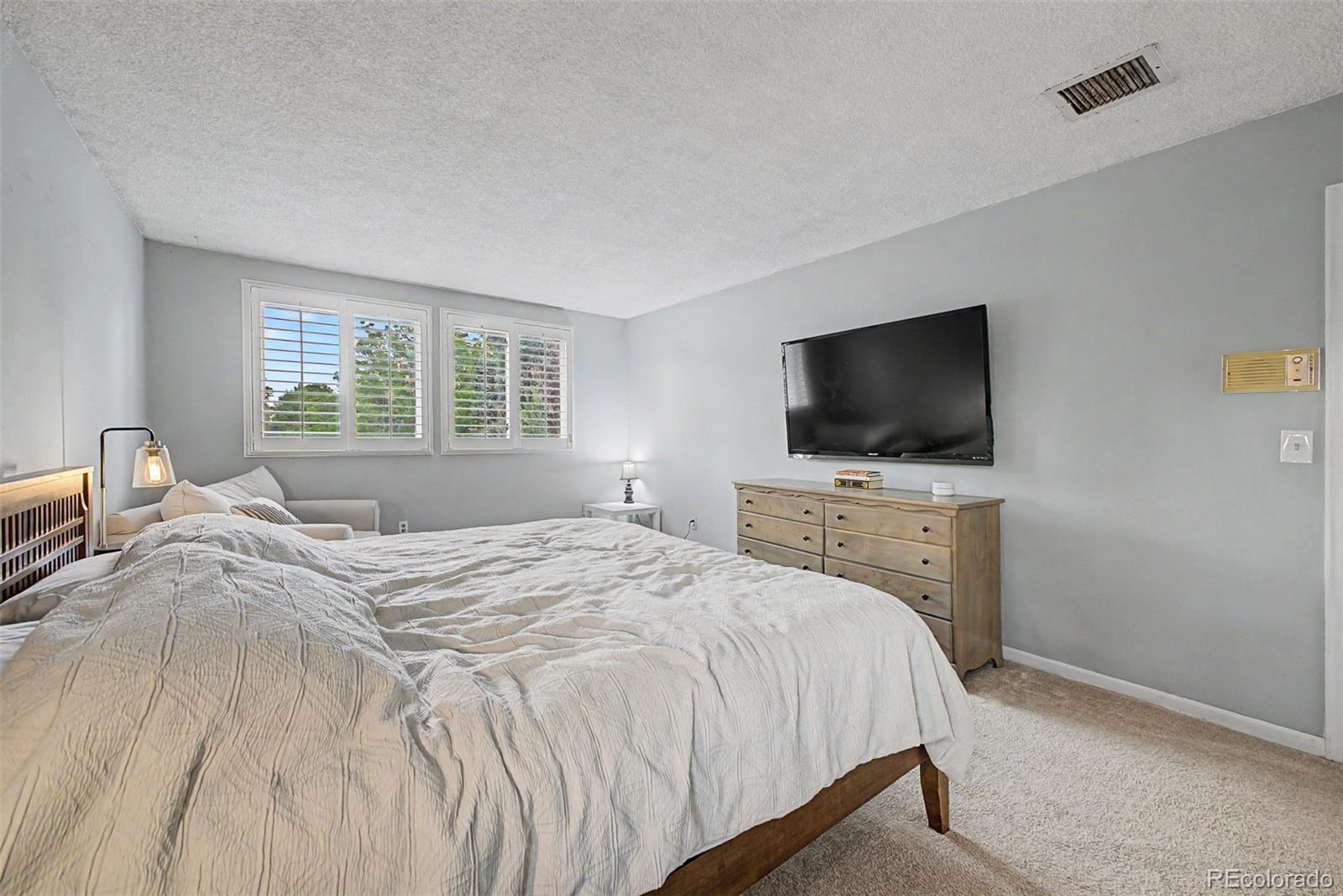 MLS Image #31 for 320  oswego court,aurora, Colorado