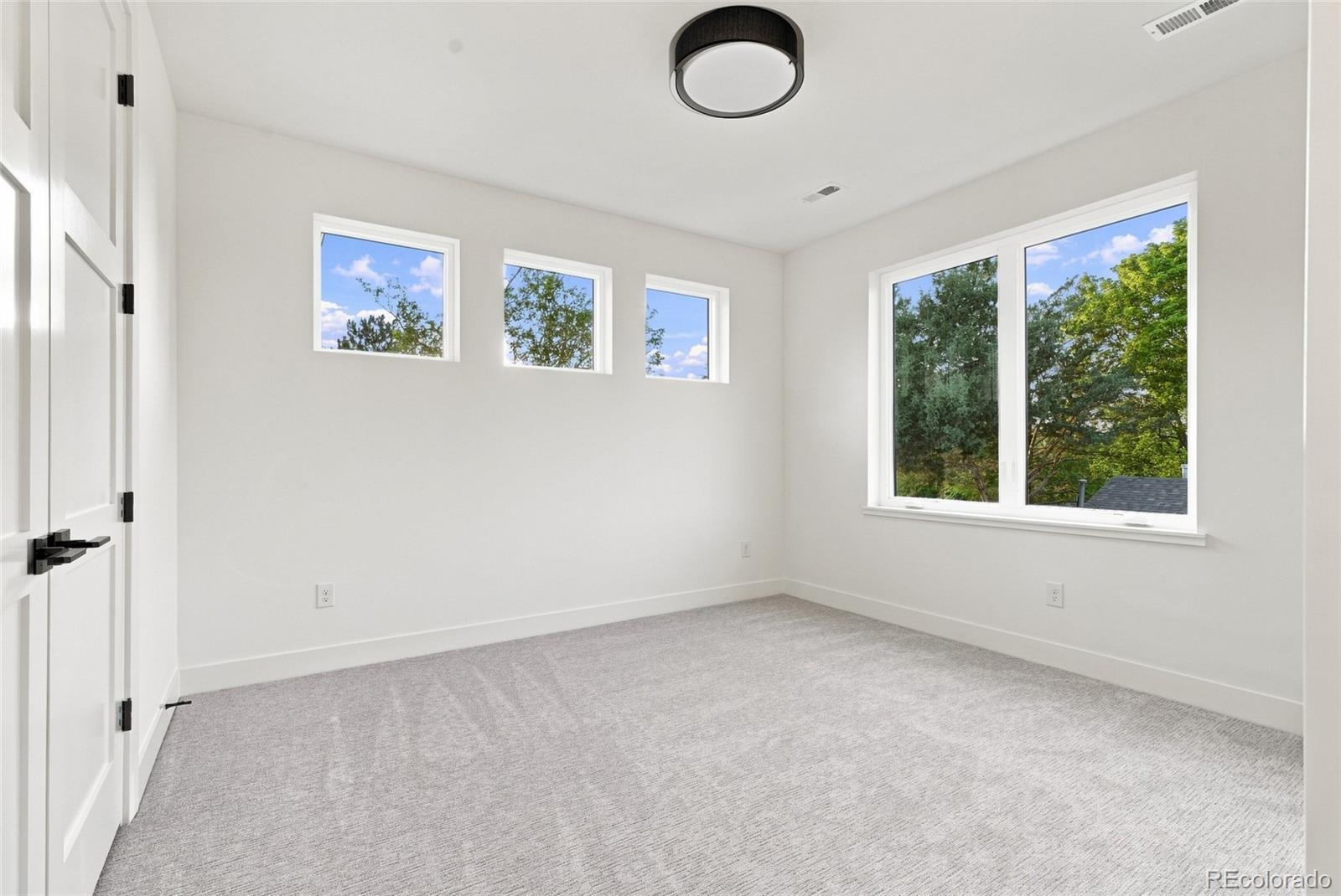 MLS Image #25 for 2934 s bellaire street,denver, Colorado