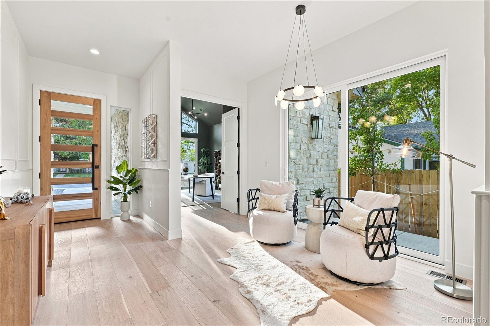 MLS Image #3 for 2934 s bellaire street,denver, Colorado