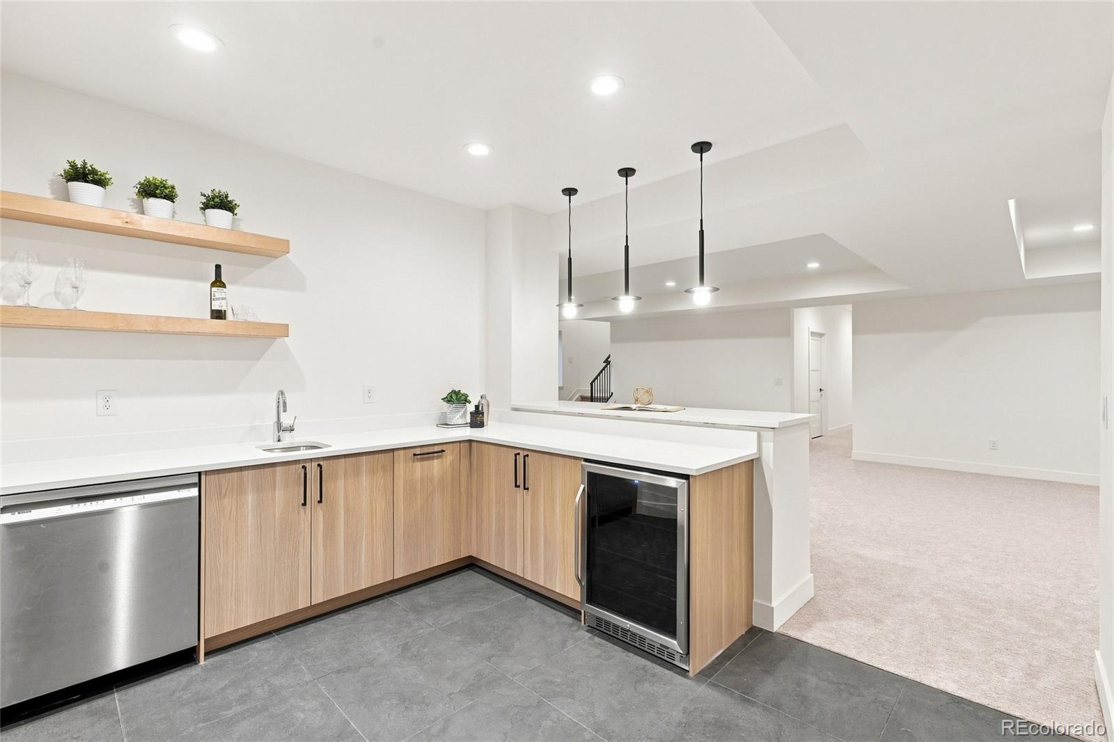 MLS Image #34 for 2934 s bellaire street,denver, Colorado