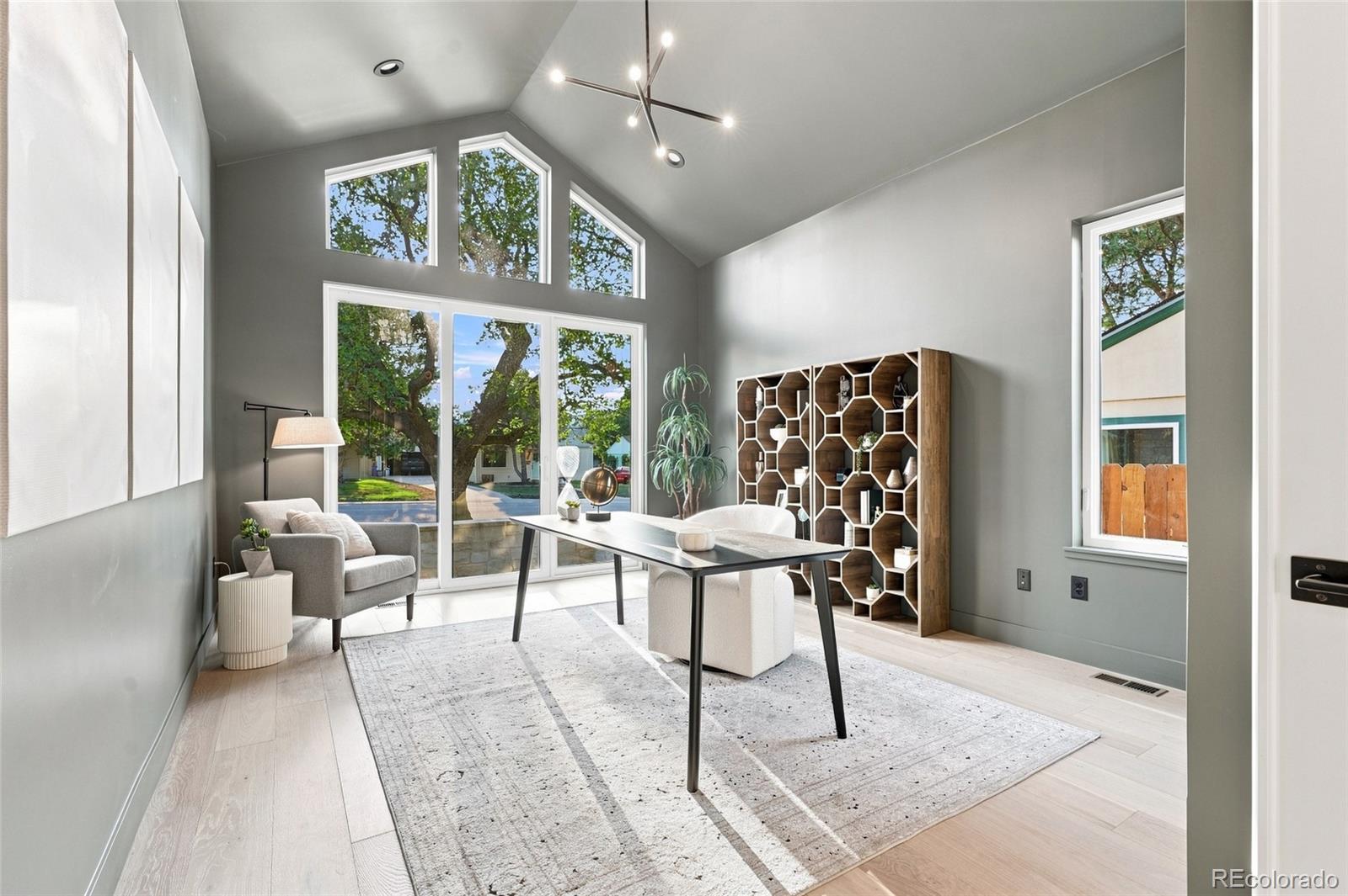 MLS Image #4 for 2934 s bellaire street,denver, Colorado