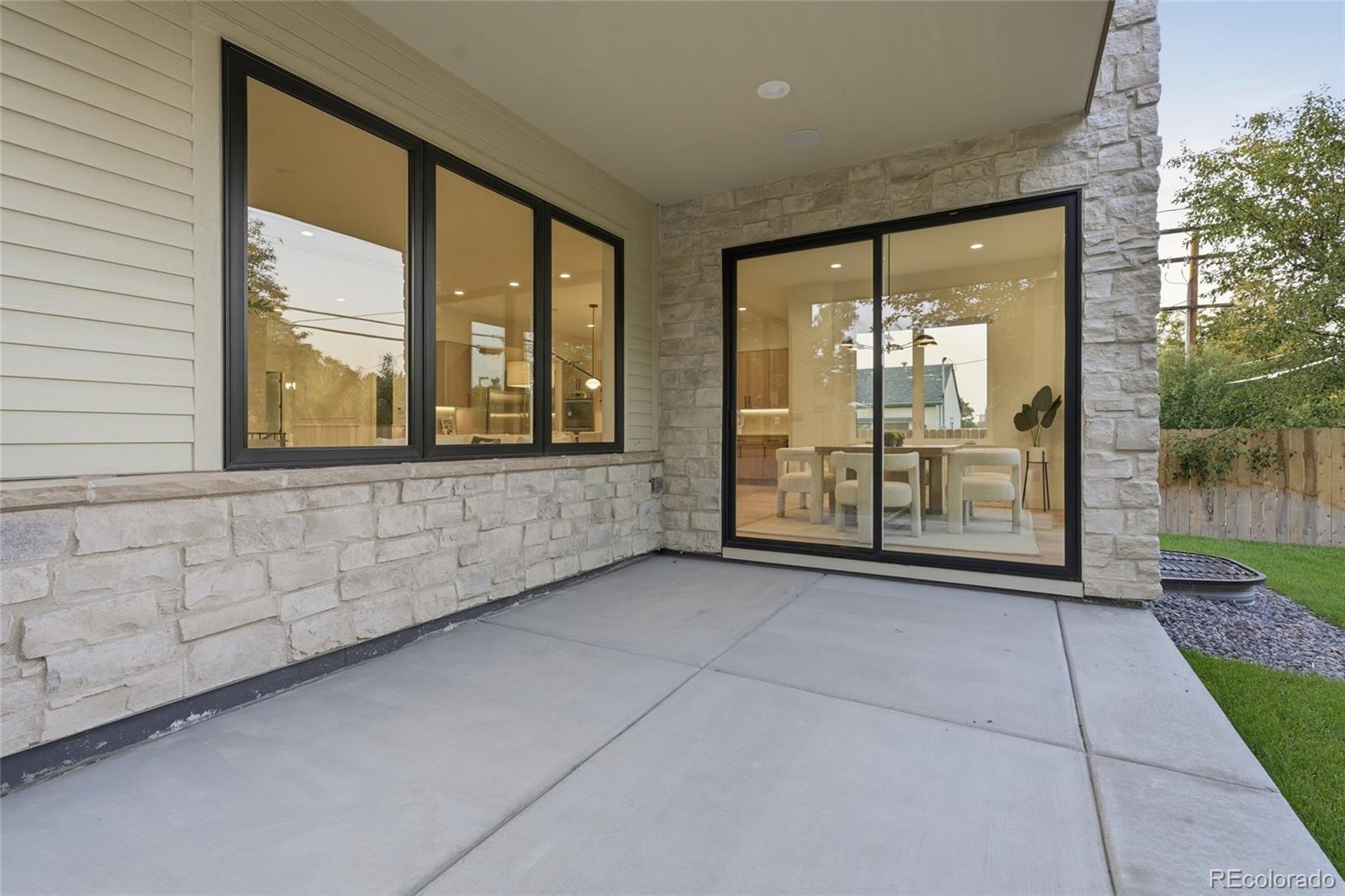 MLS Image #40 for 2934 s bellaire street,denver, Colorado