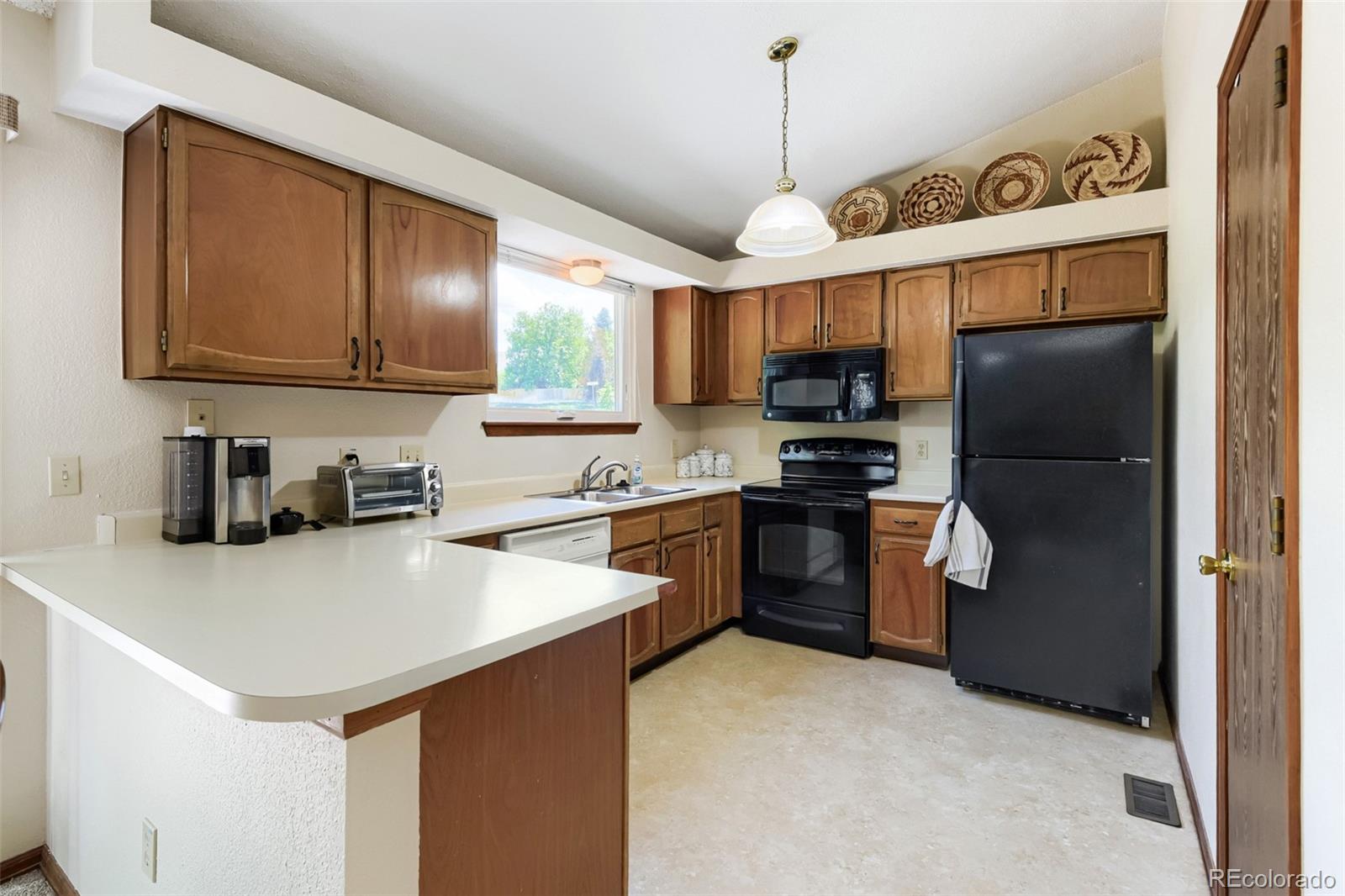 MLS Image #6 for 499 w jamison circle,littleton, Colorado