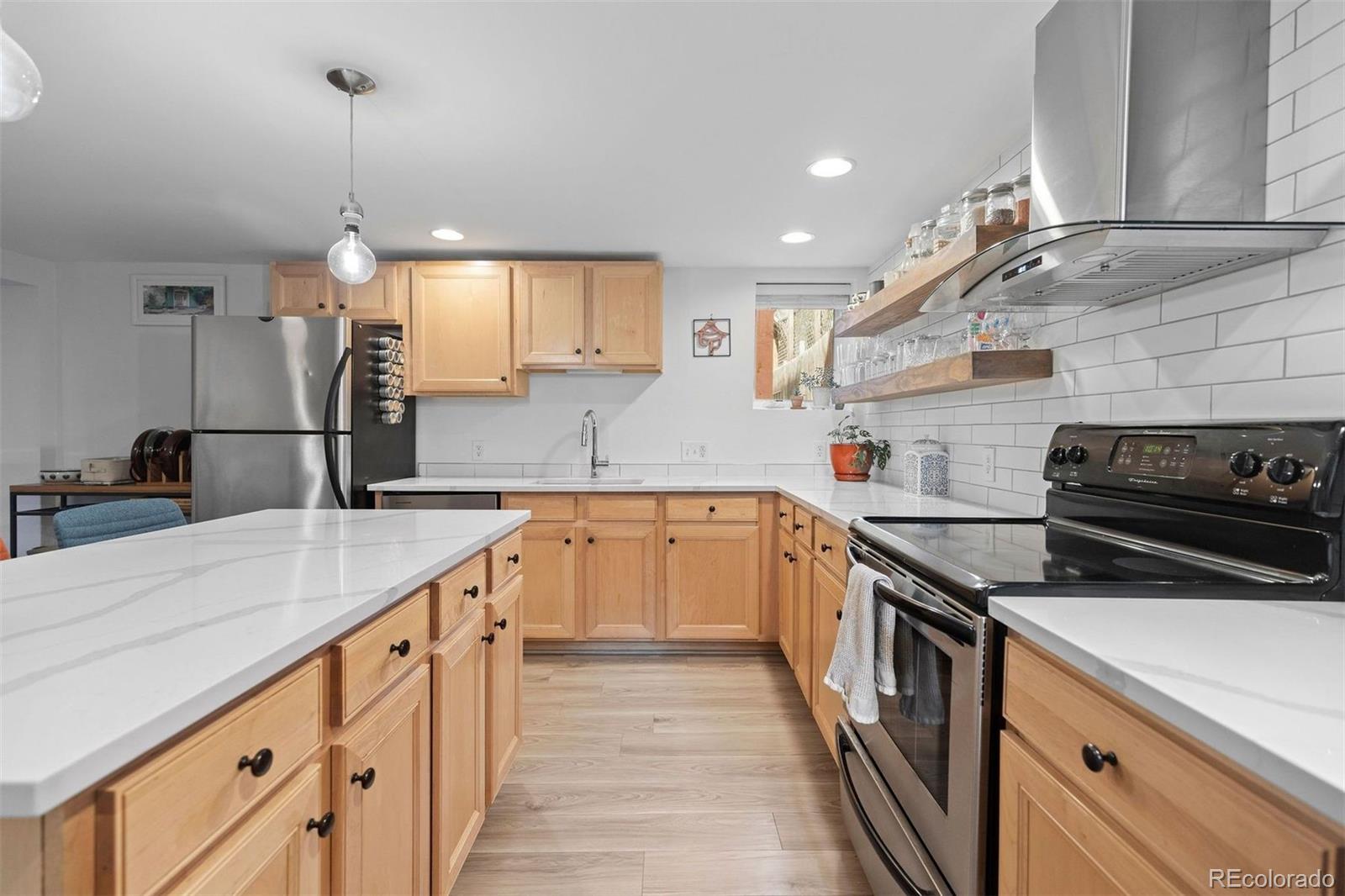 MLS Image #12 for 1101  gaylord street,denver, Colorado