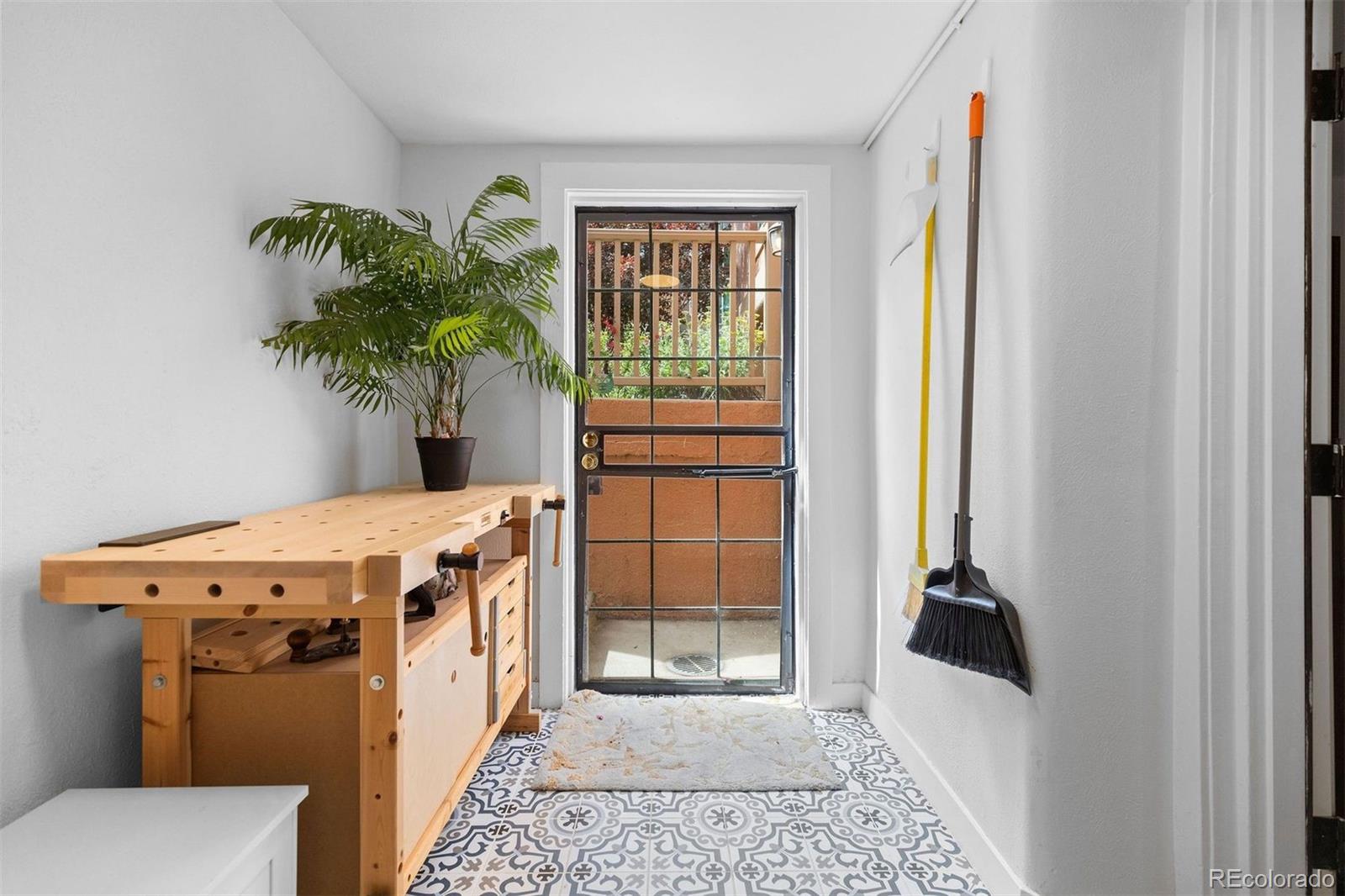 MLS Image #7 for 1101  gaylord street,denver, Colorado