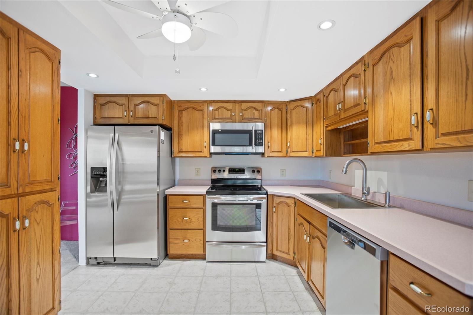 MLS Image #11 for 14050 e linvale place,aurora, Colorado