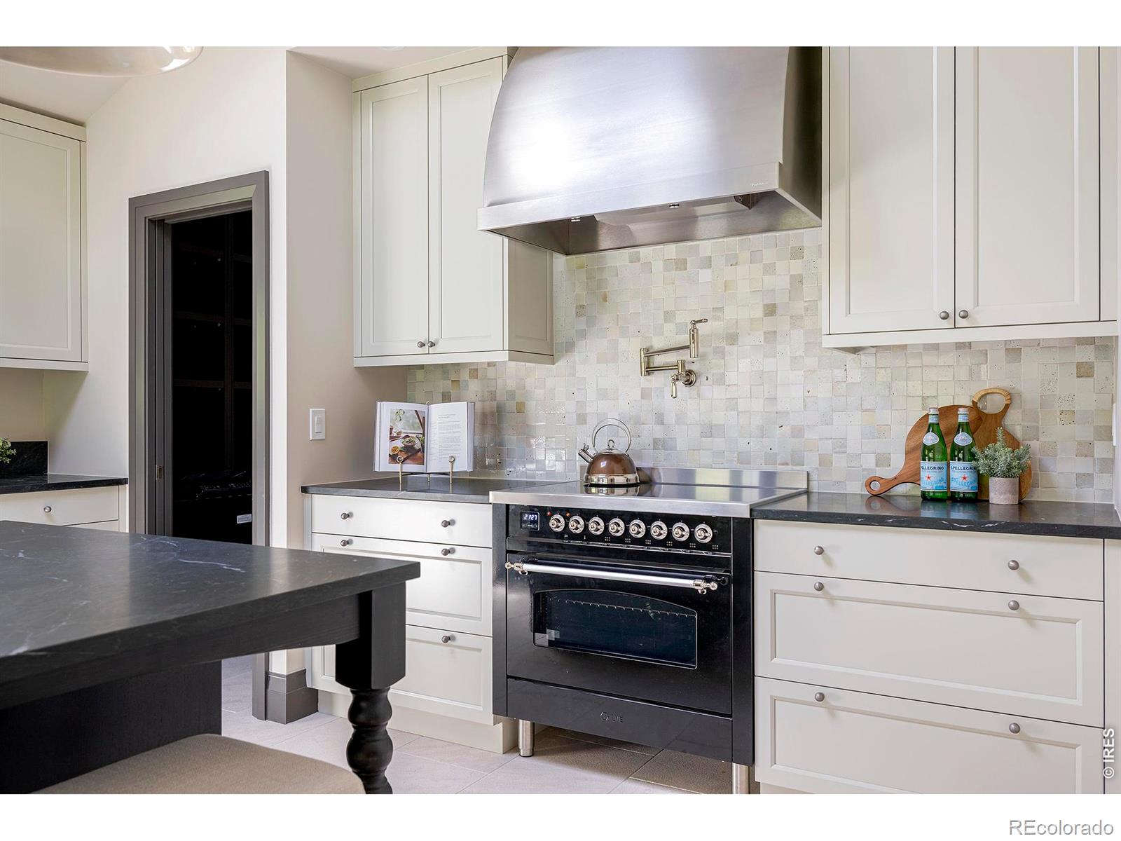 MLS Image #15 for 985  saratoga court,boulder, Colorado
