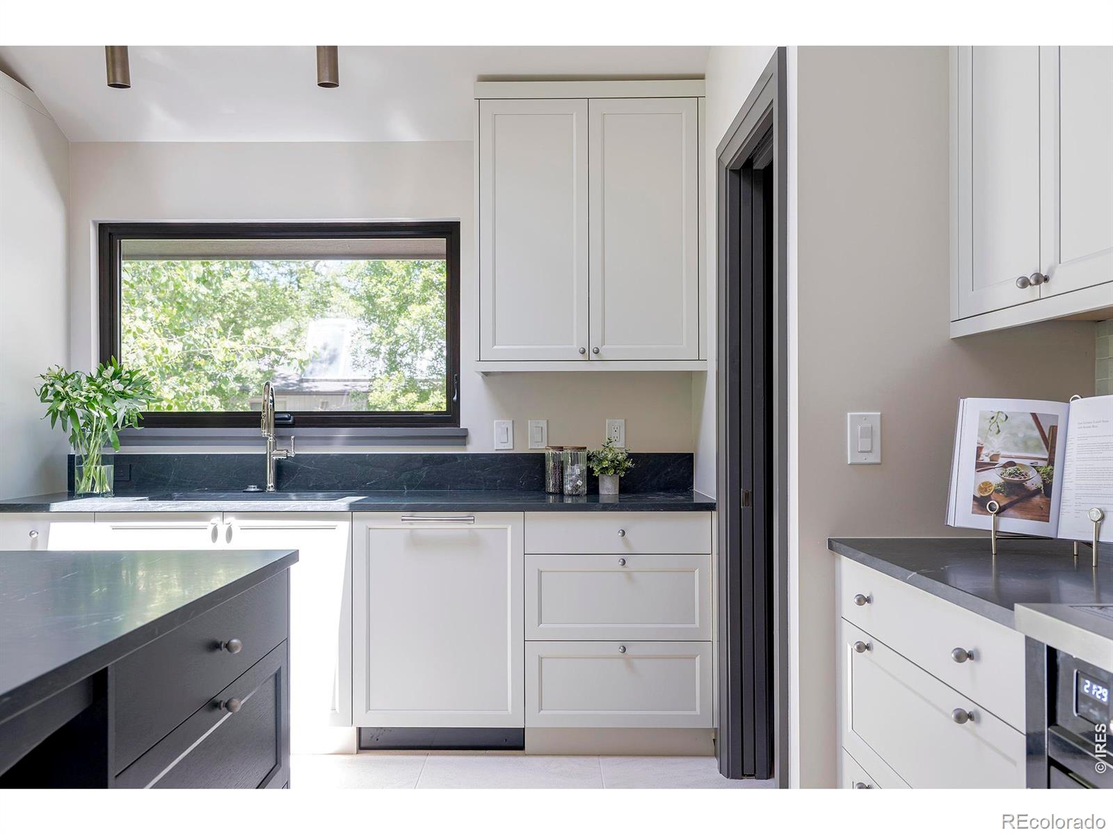 MLS Image #16 for 985  saratoga court,boulder, Colorado