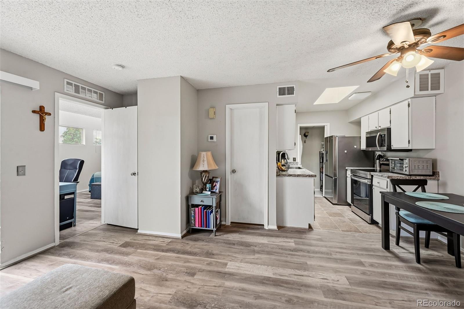 MLS Image #8 for 1845  kendall street,denver, Colorado
