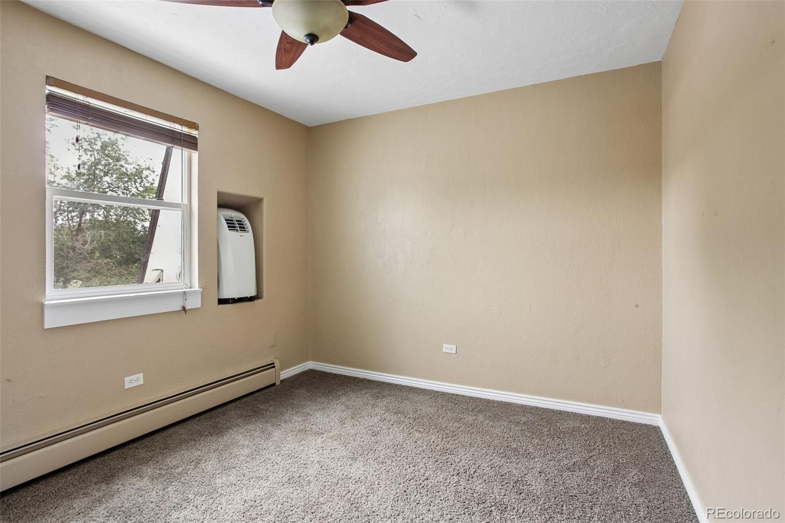 MLS Image #13 for 2190 s holly street,denver, Colorado
