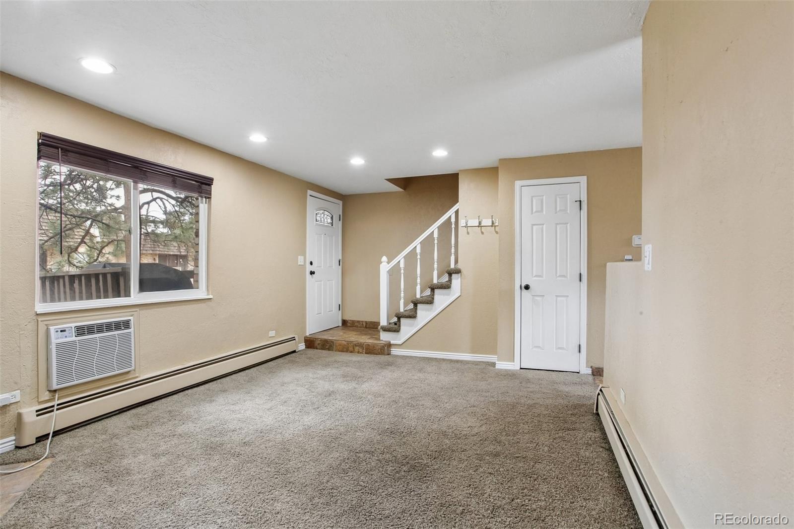 MLS Image #3 for 2190 s holly street,denver, Colorado