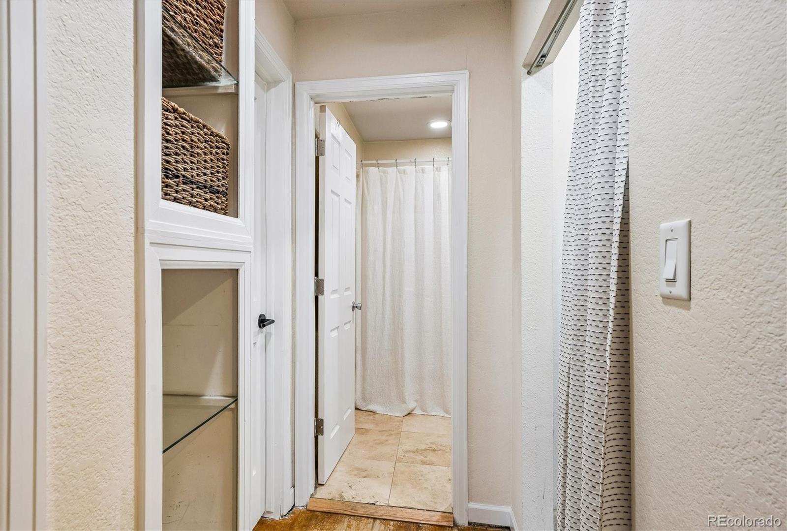 MLS Image #18 for 3148 s lincoln street,englewood, Colorado