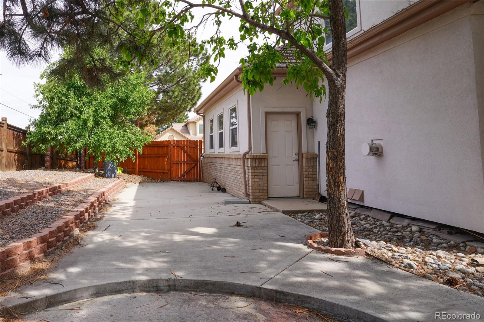 MLS Image #35 for 8691 e hawaii drive,denver, Colorado