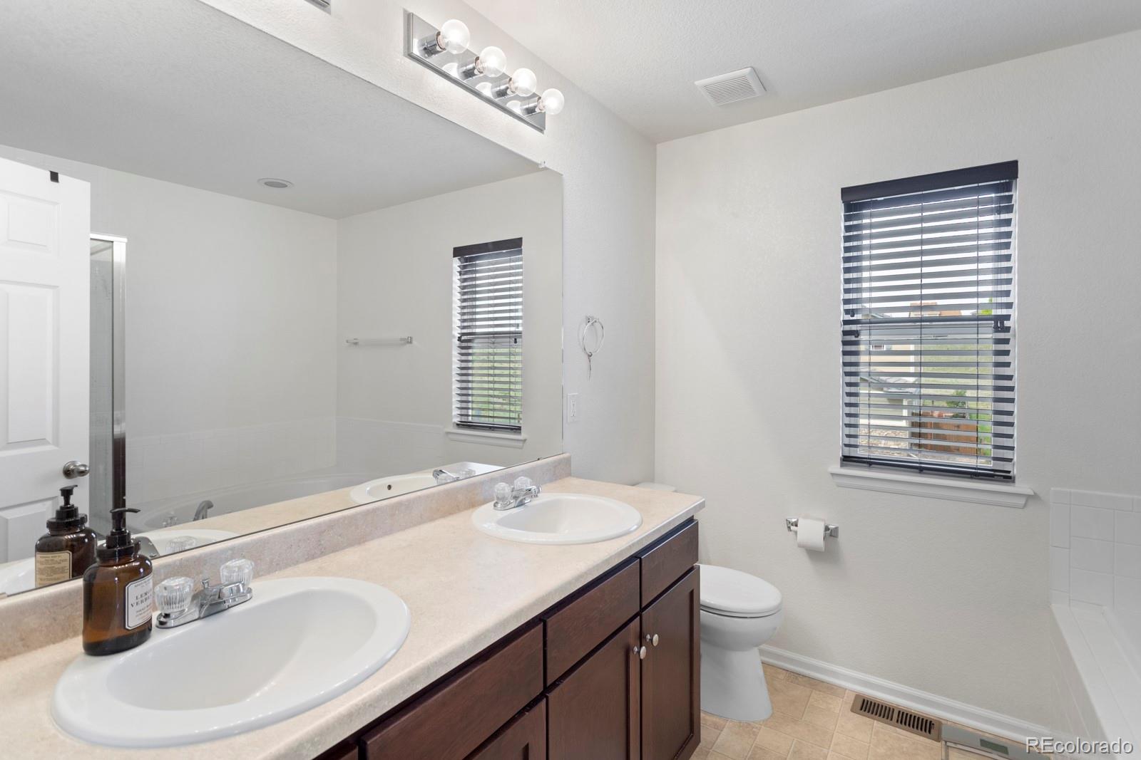 MLS Image #20 for 22264 e kenyon place,aurora, Colorado