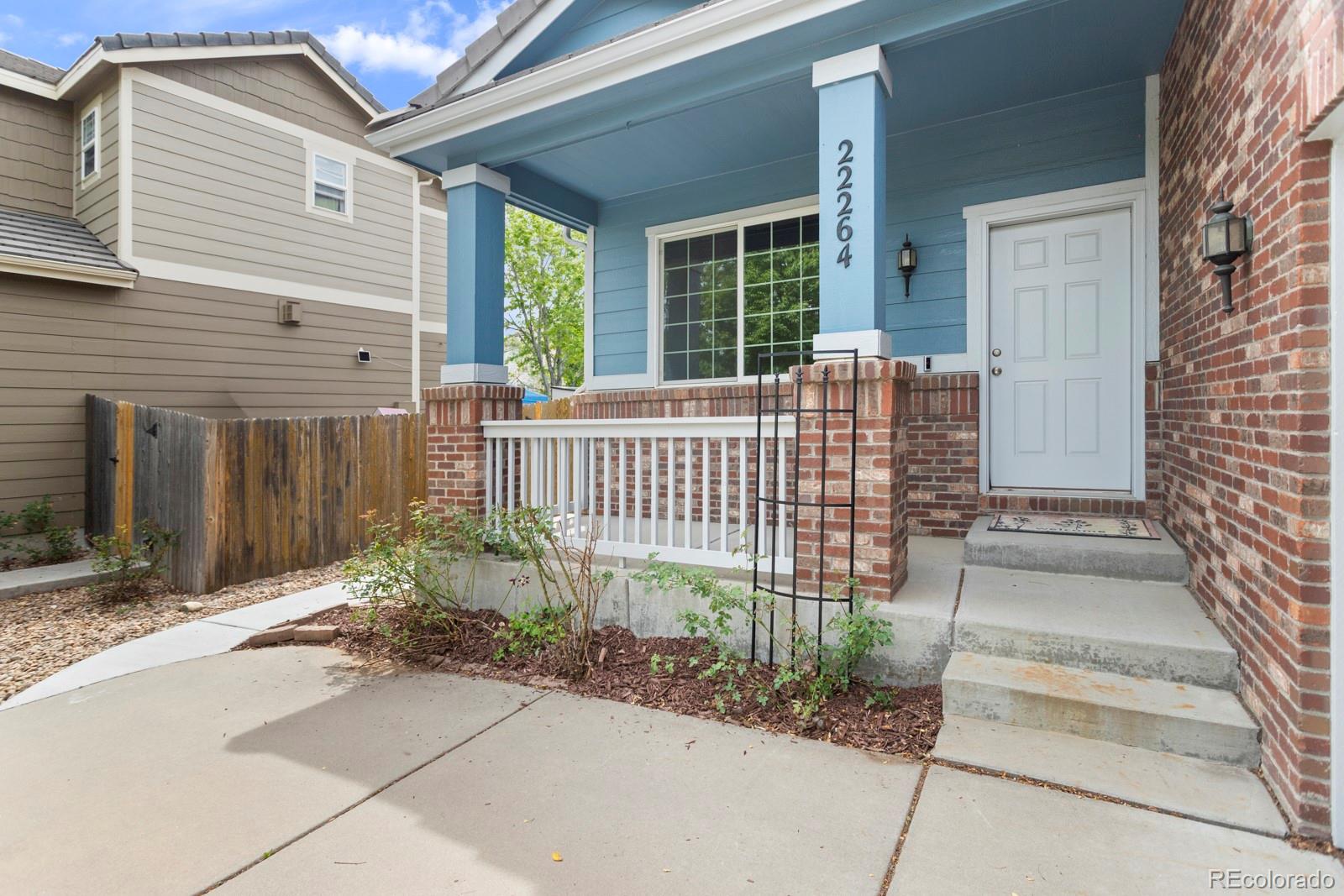 MLS Image #3 for 22264 e kenyon place,aurora, Colorado